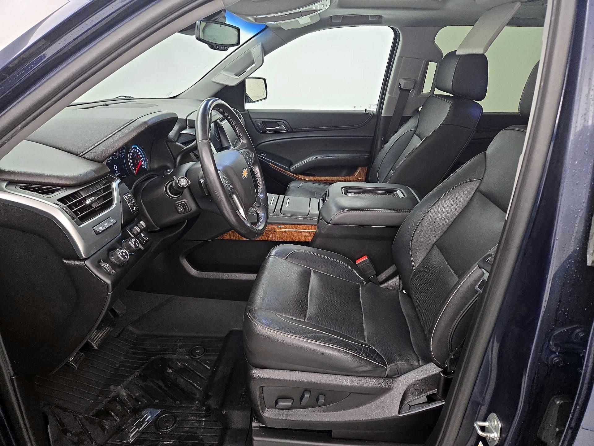 Thumbnail: 2020 Chevrolet Suburban - 11