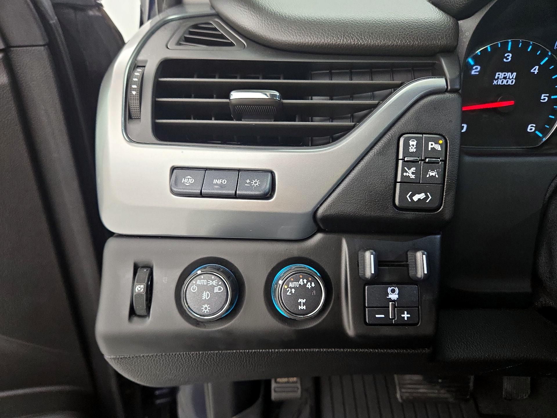 Thumbnail: 2020 Chevrolet Suburban - 13