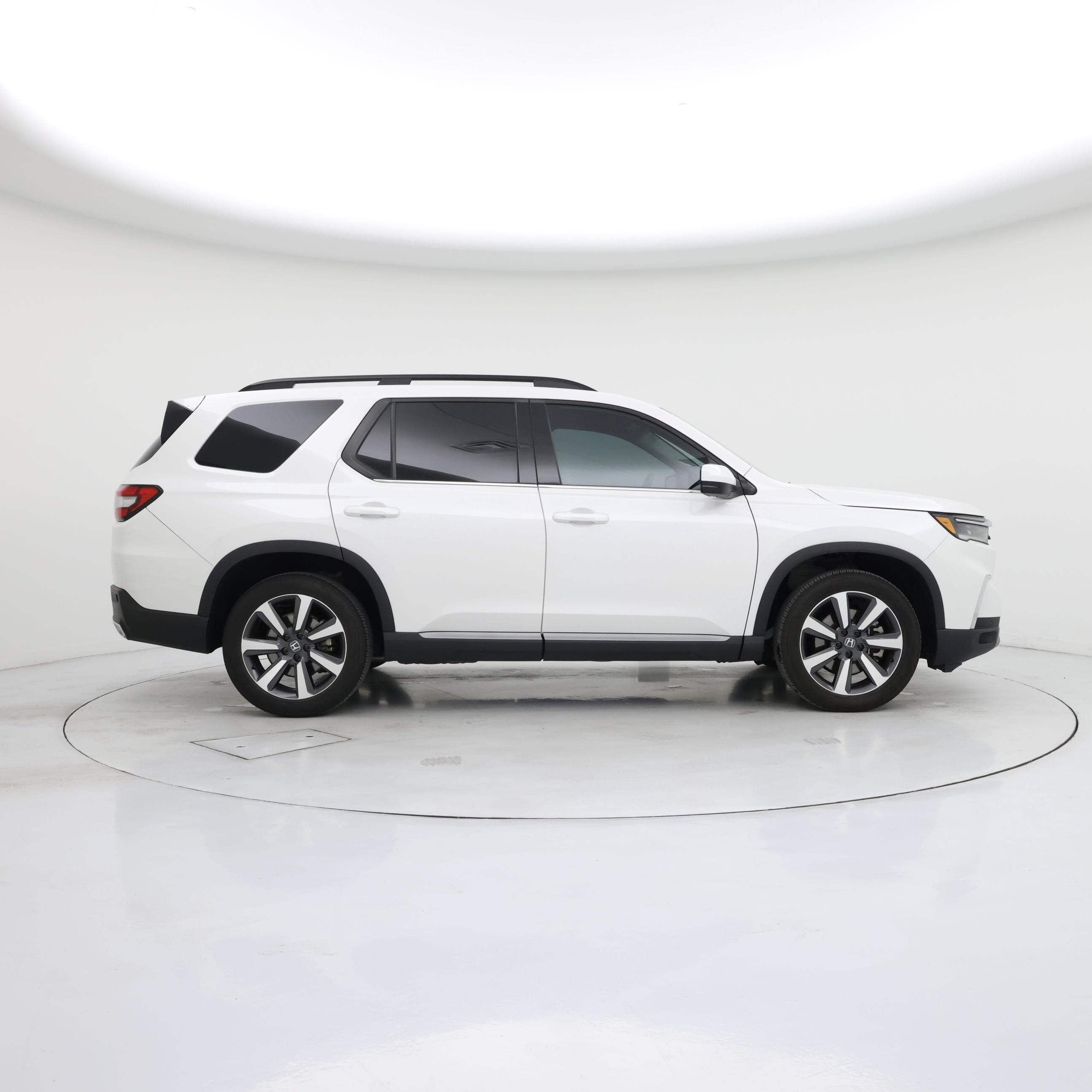 Thumbnail: 2023 Honda Pilot - 7