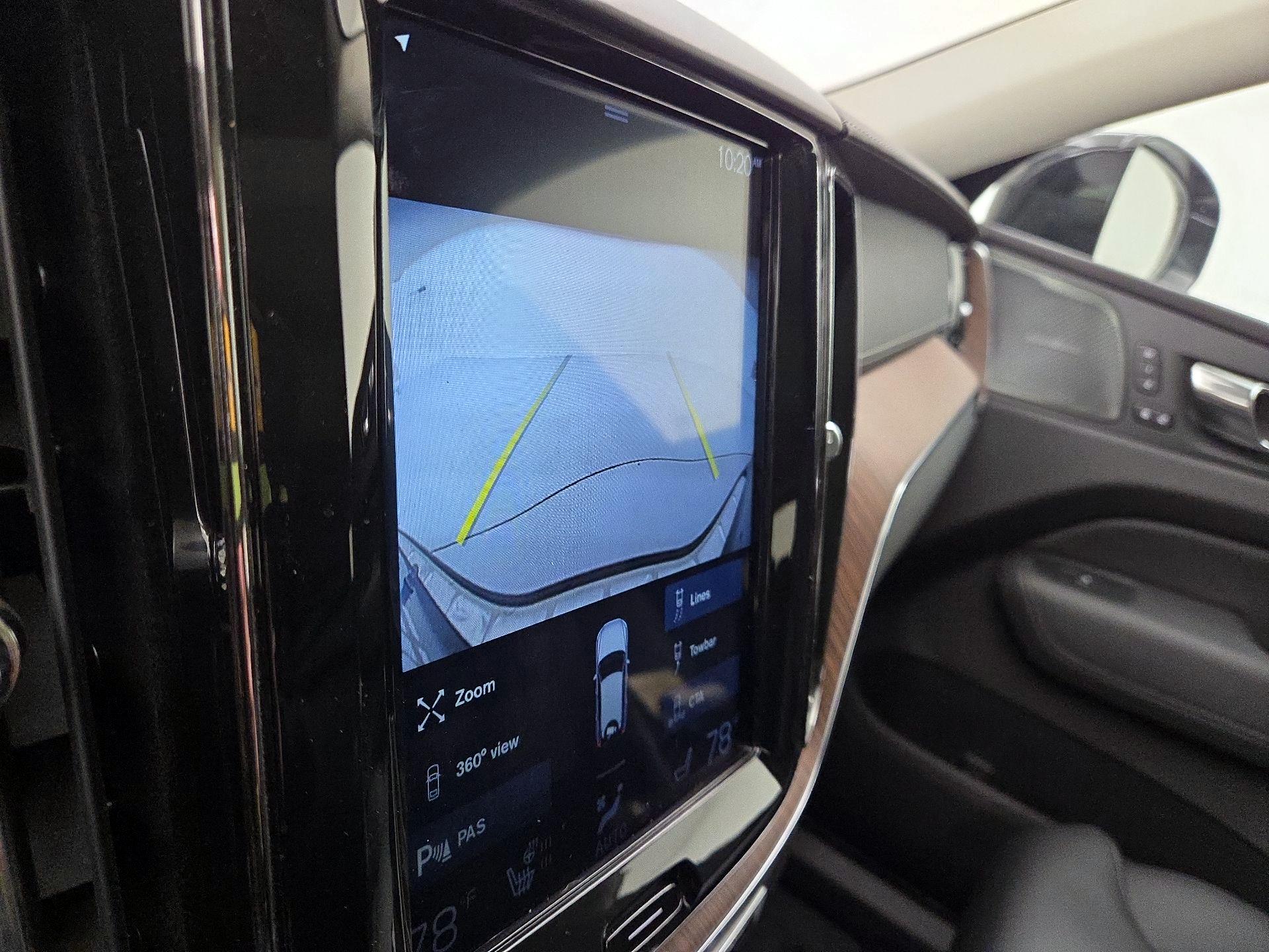 Thumbnail: 2020 Volvo XC60 - 15