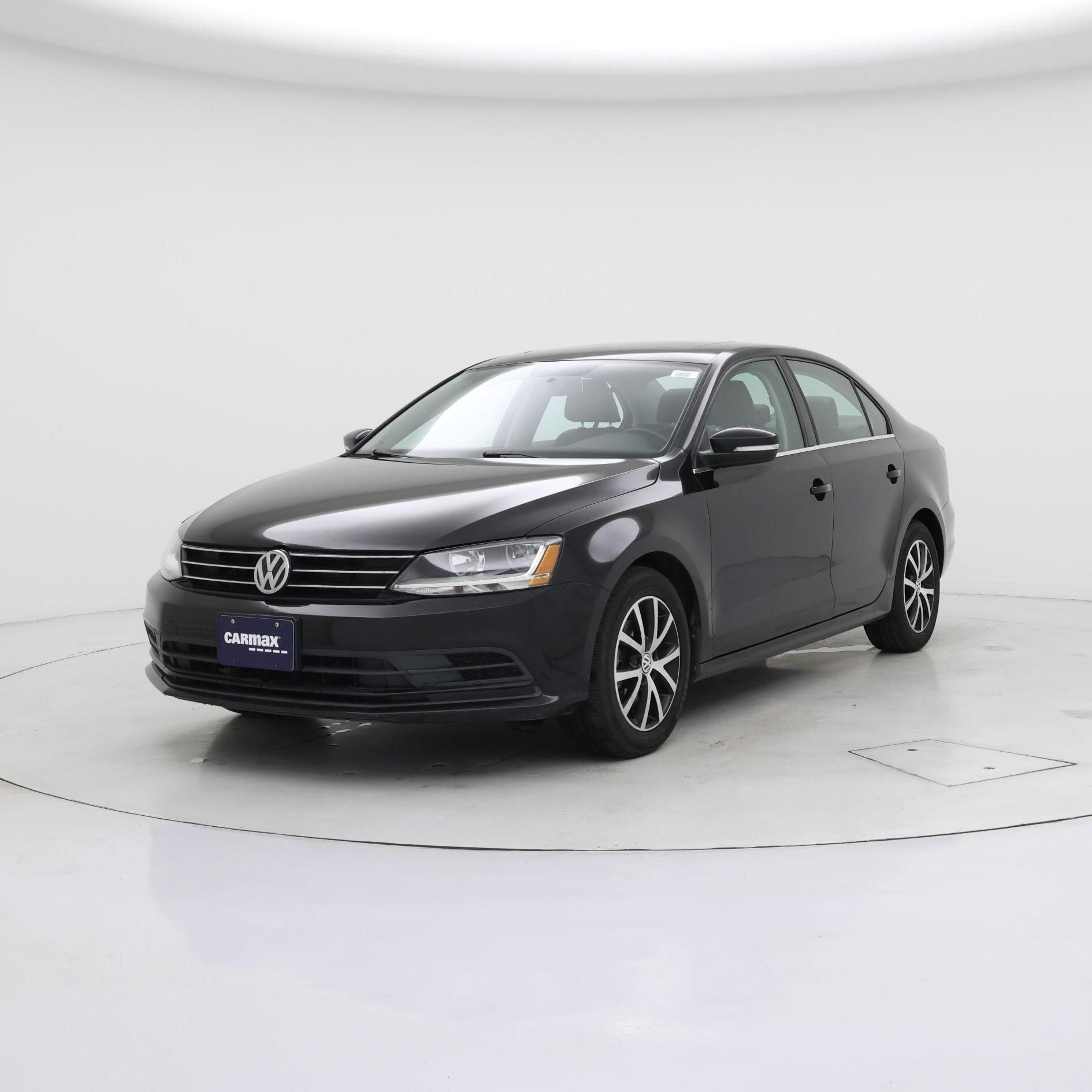 Thumbnail: 2017 Volkswagen Jetta - 4