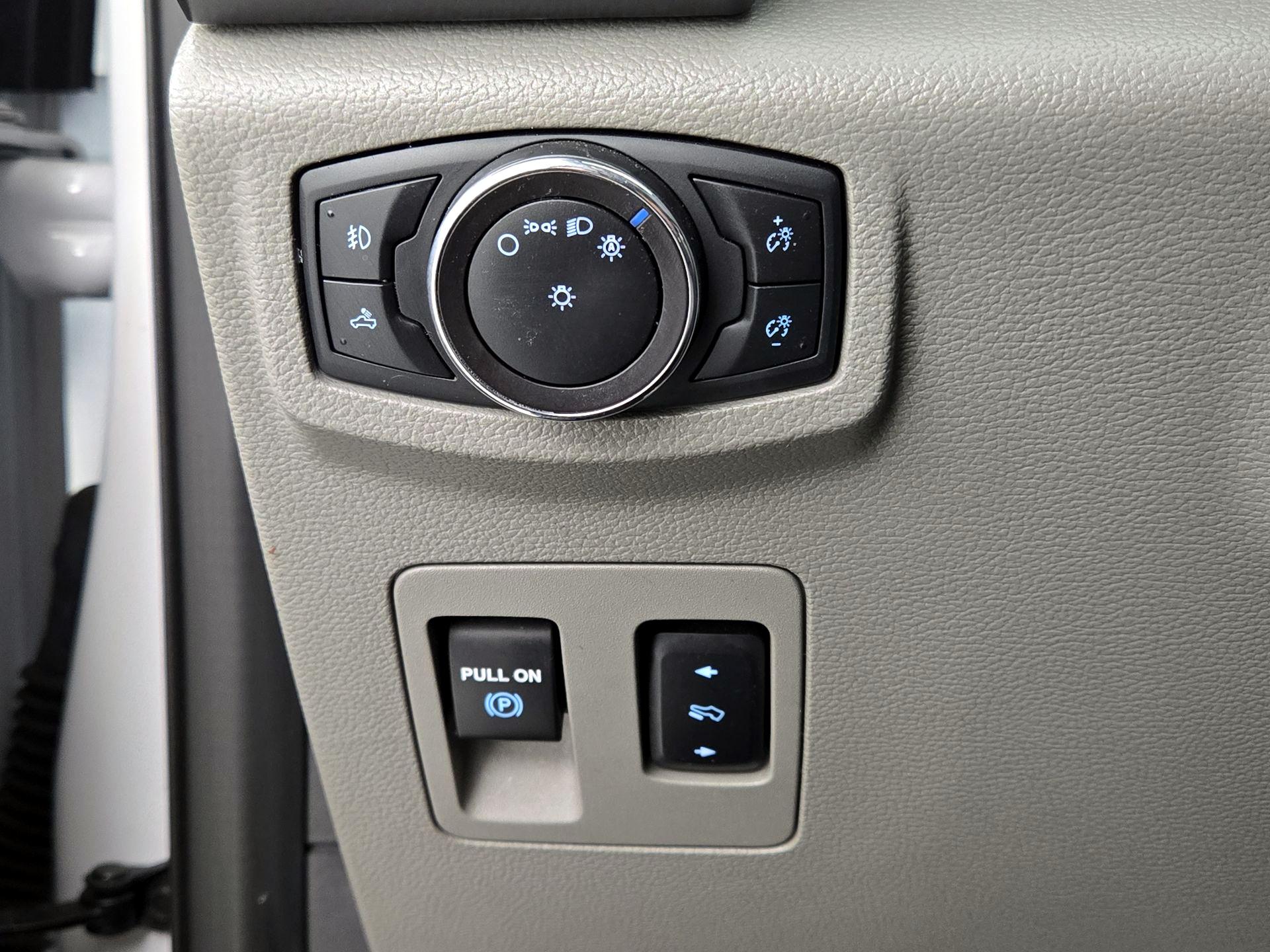 Thumbnail: 2019 Ford F-150 - 13