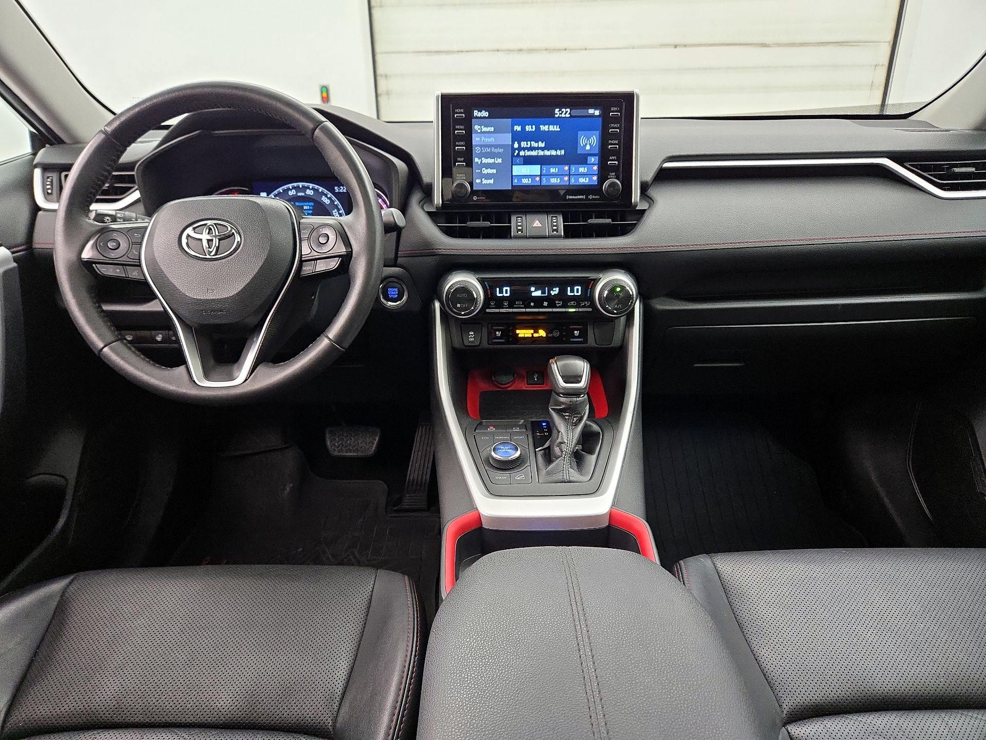 Thumbnail: 2021 Toyota RAV4 - 9