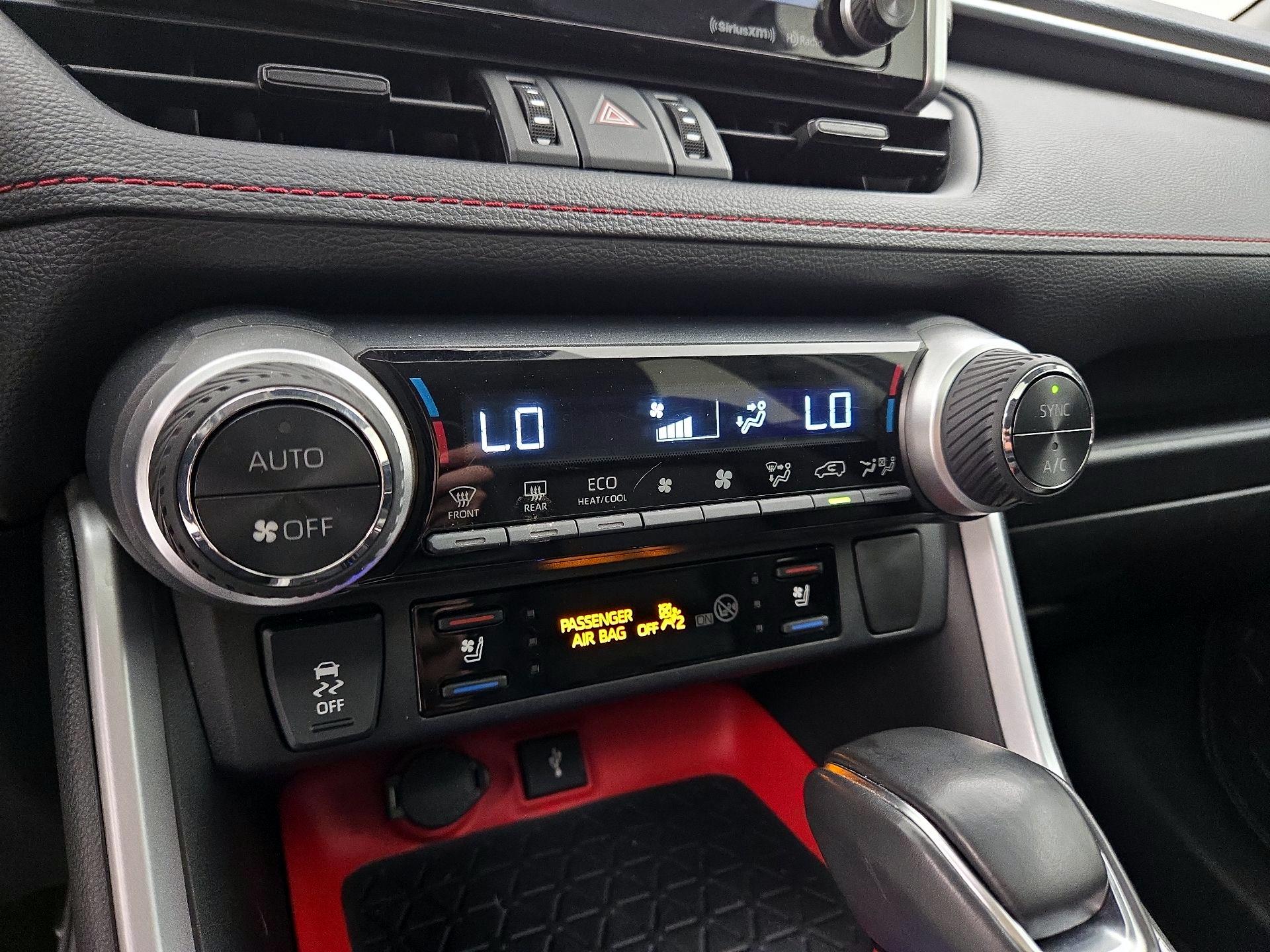 Thumbnail: 2021 Toyota RAV4 - 16