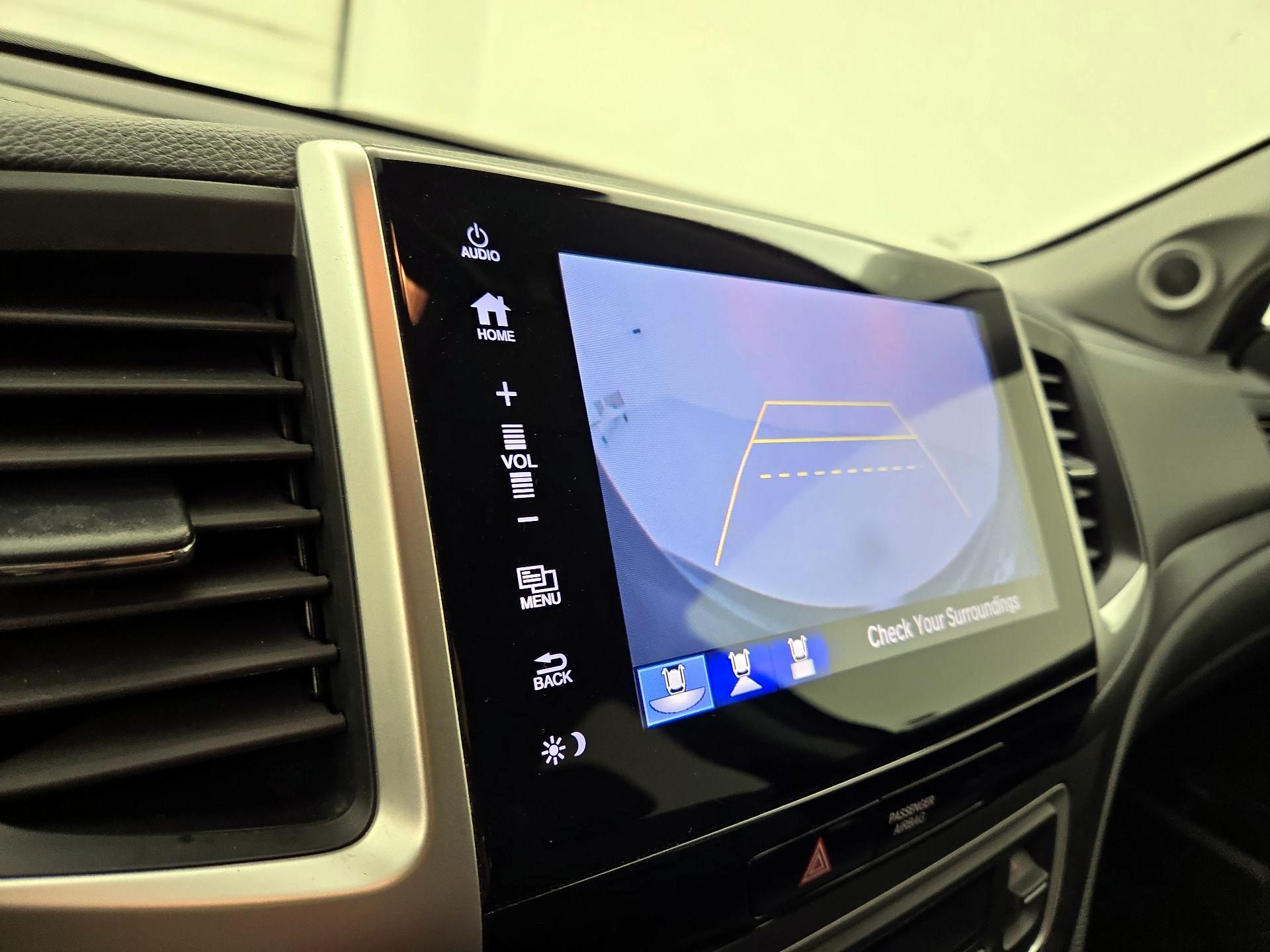 Thumbnail: 2018 Honda Pilot - 14