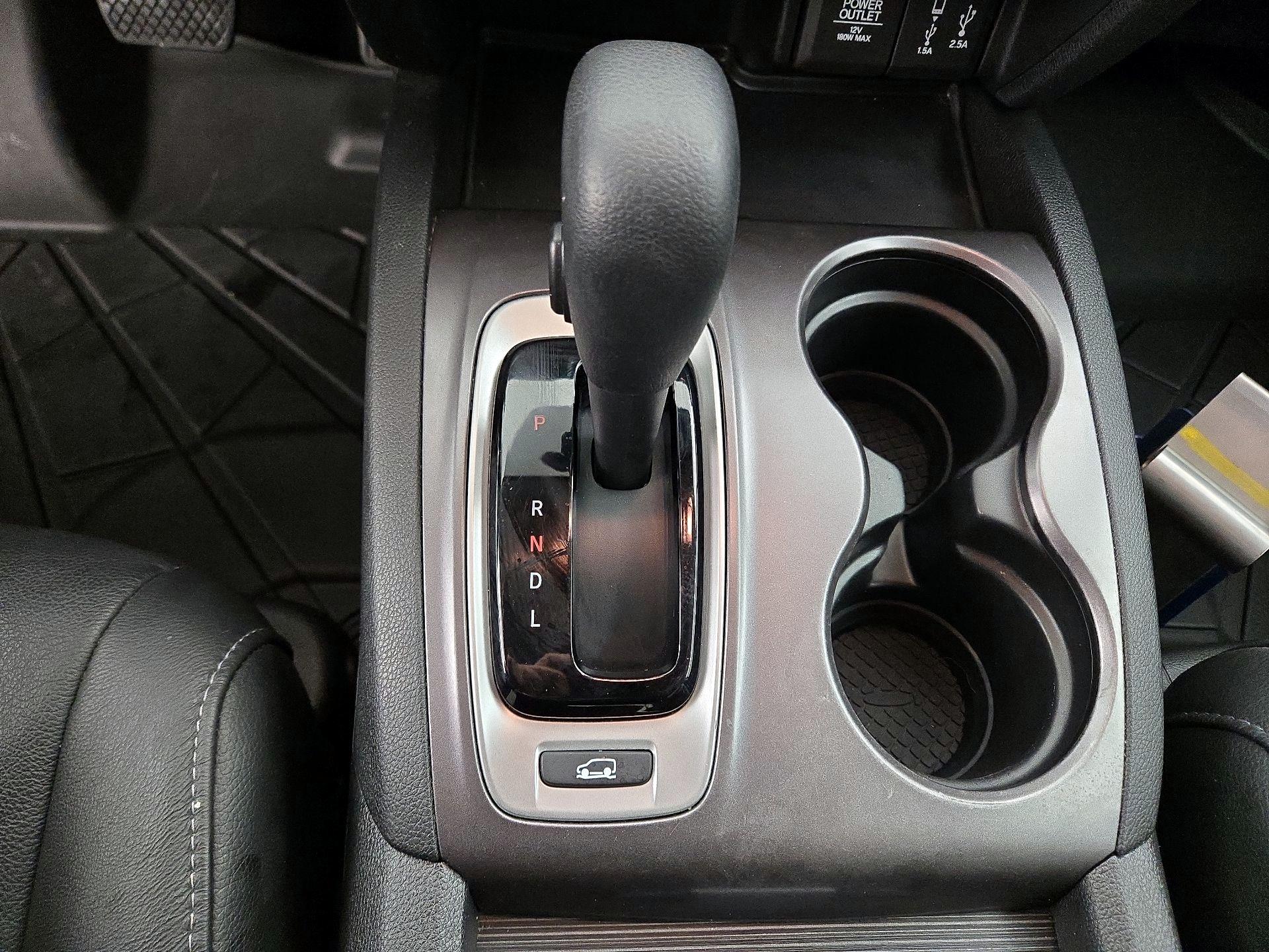 Thumbnail: 2018 Honda Pilot - 17