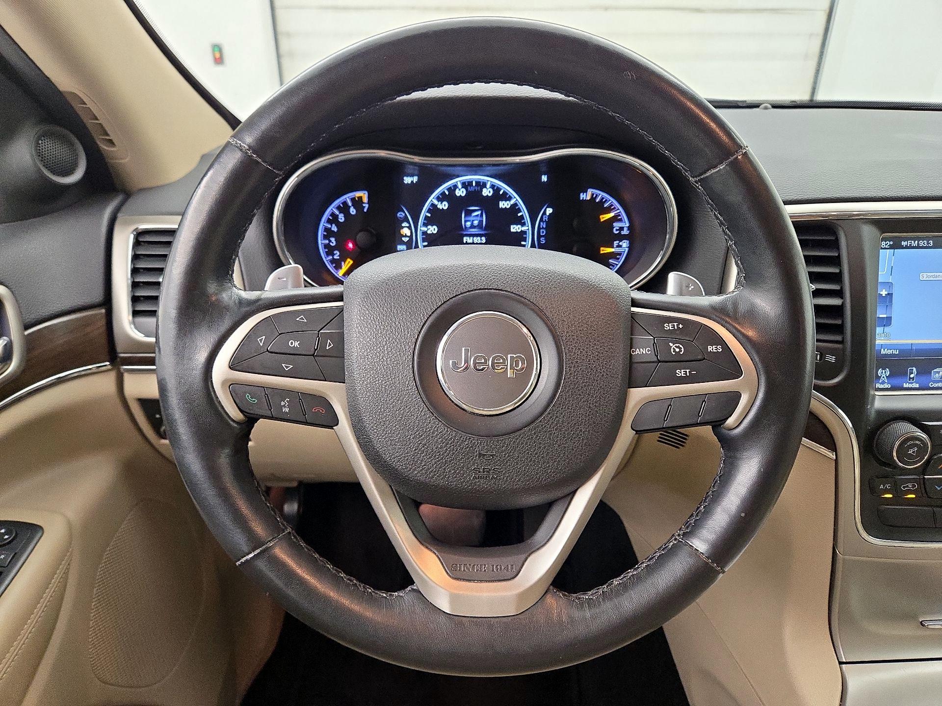 Thumbnail: 2015 Jeep Grand Cherokee - 10