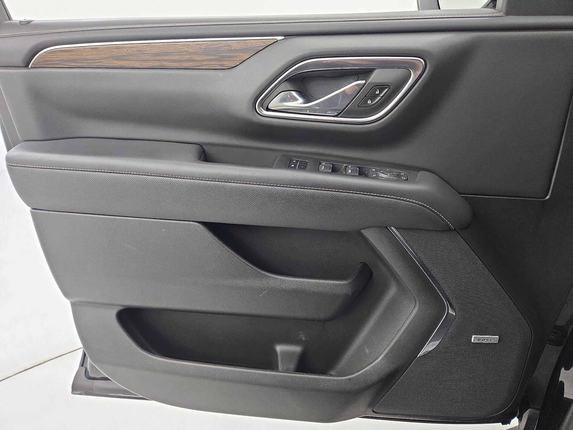 Thumbnail: 2023 Chevrolet Suburban - 12