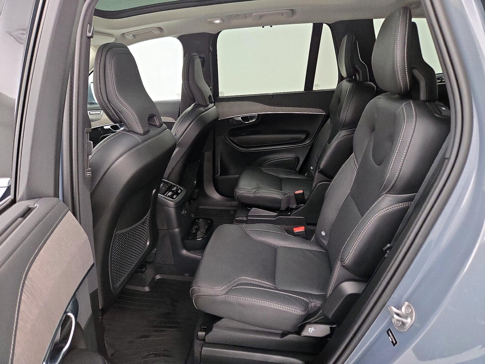 Thumbnail: 2023 Volvo XC90 - 20