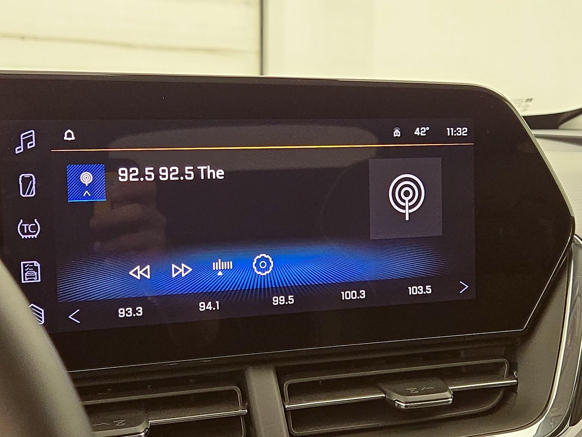 Thumbnail: 2025 Chevrolet Trax - 15