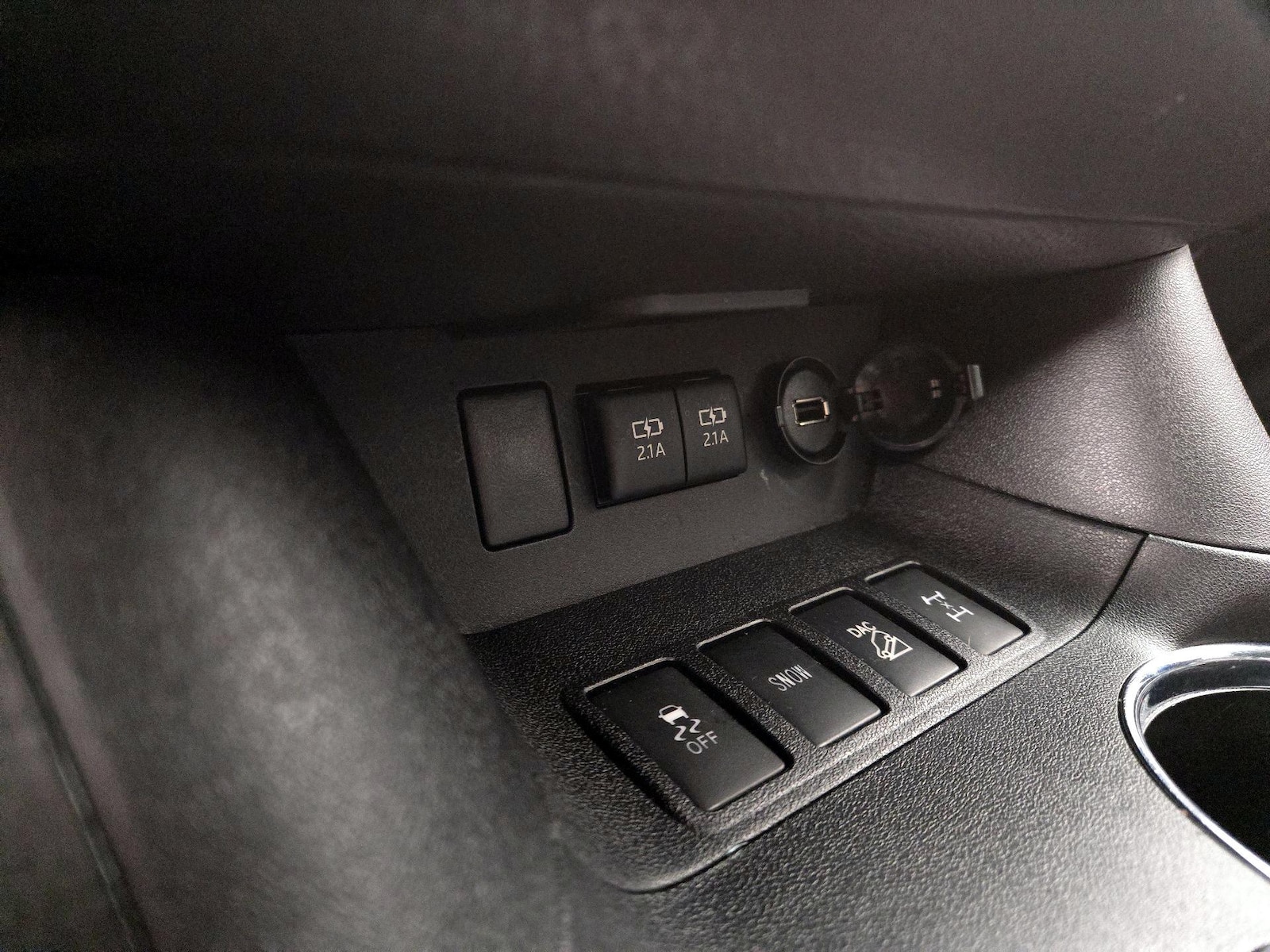 2018 Toyota Highlander SE - Photo 19
