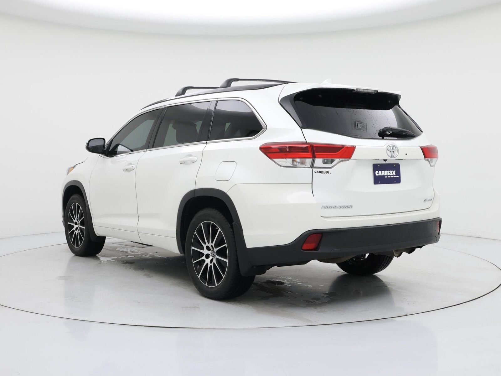 2018 Toyota Highlander SE - Photo 3