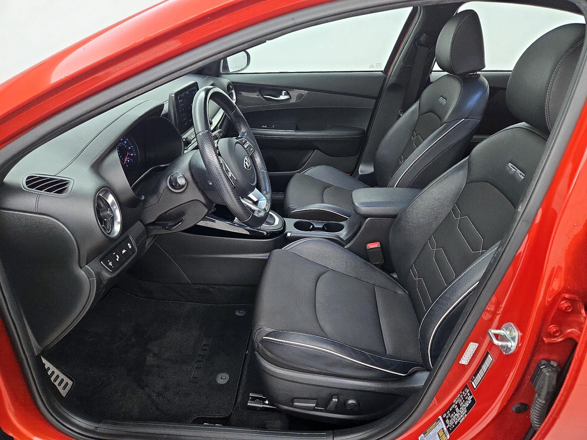 Thumbnail: 2021 Kia Forte - 11