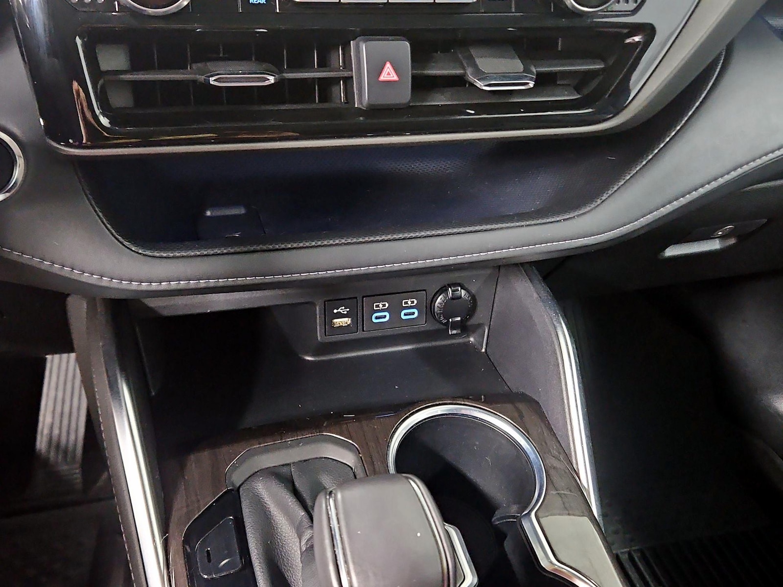 2022 Toyota Highlander Limited - Photo 20