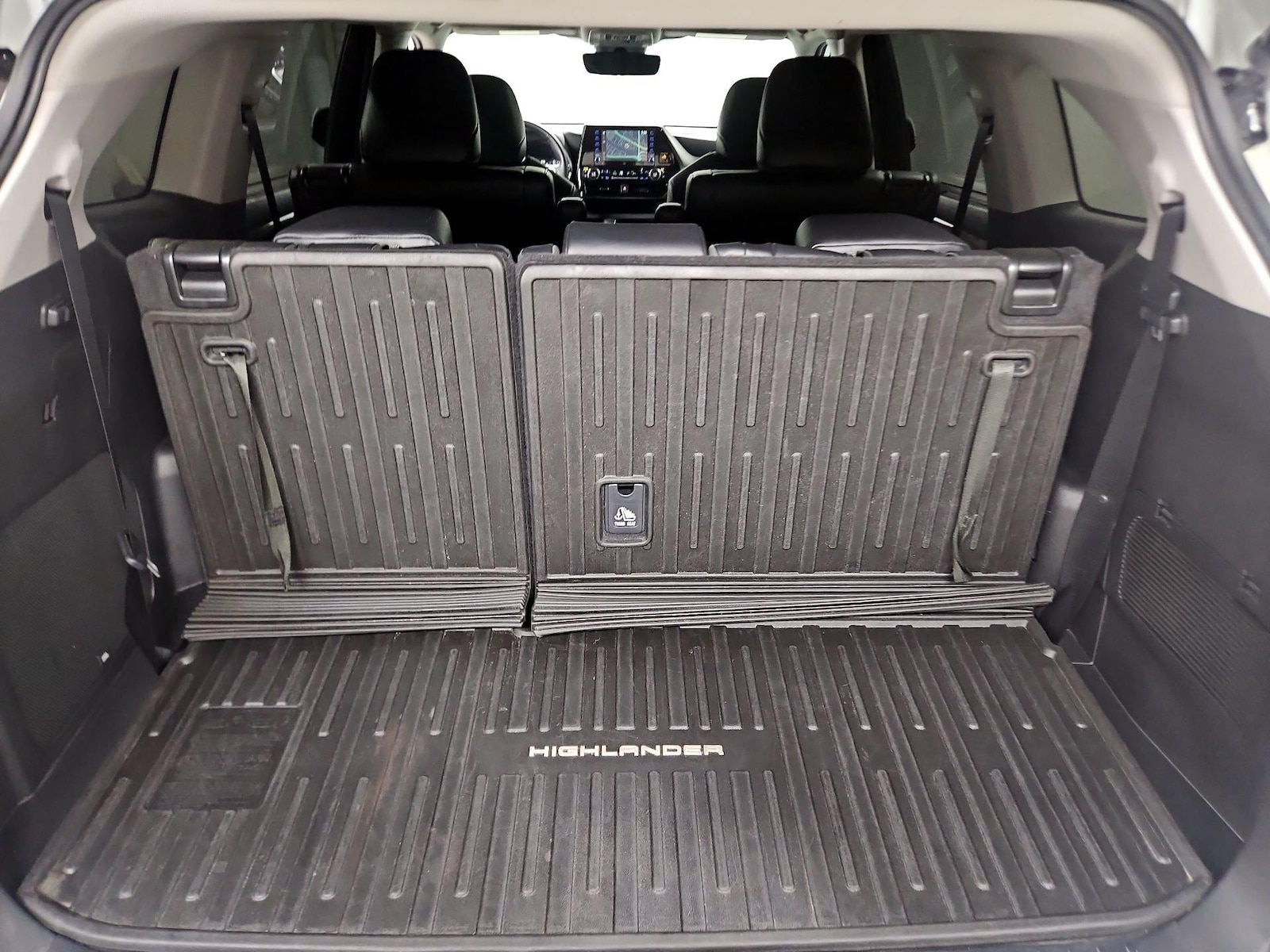 2022 Toyota Highlander Limited - Photo 24
