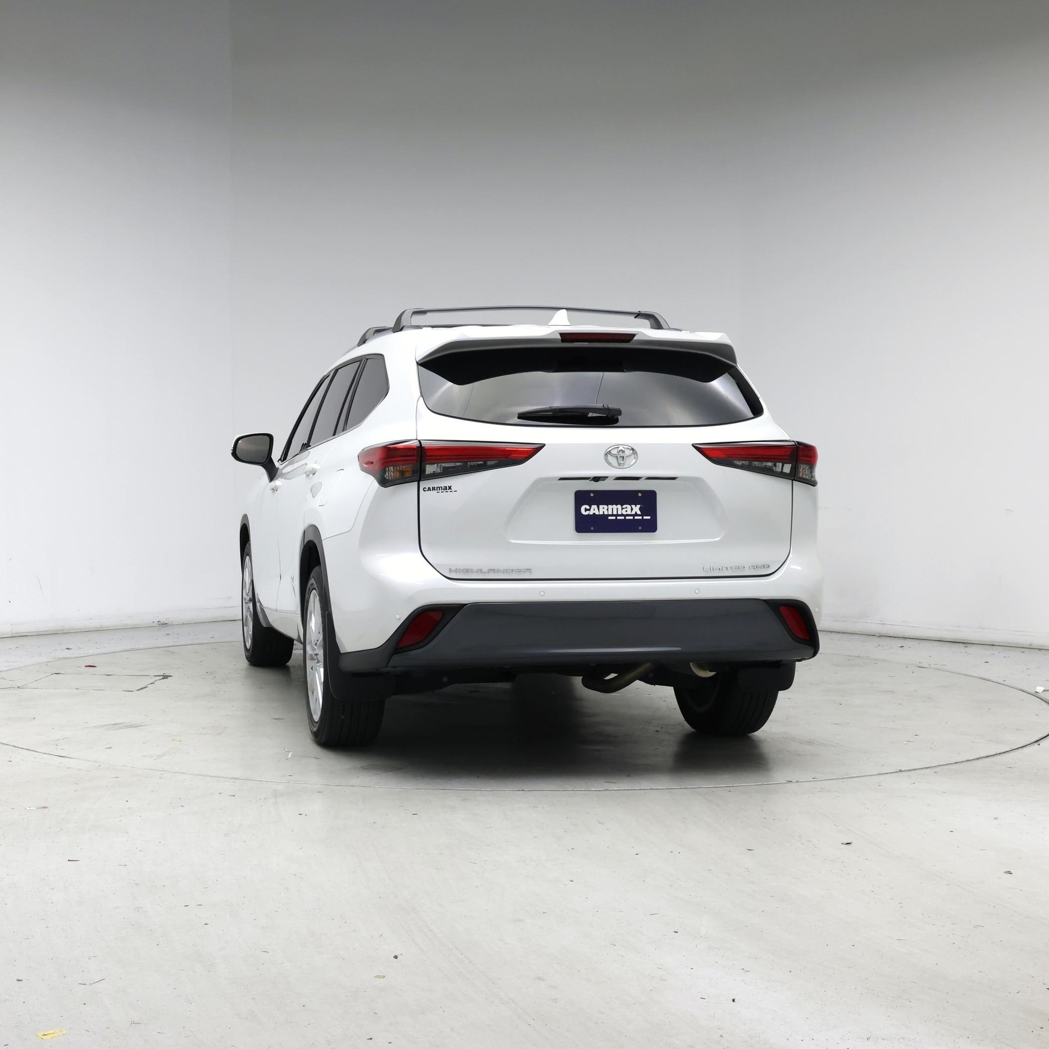 Thumbnail: 2022 Toyota Highlander - 6