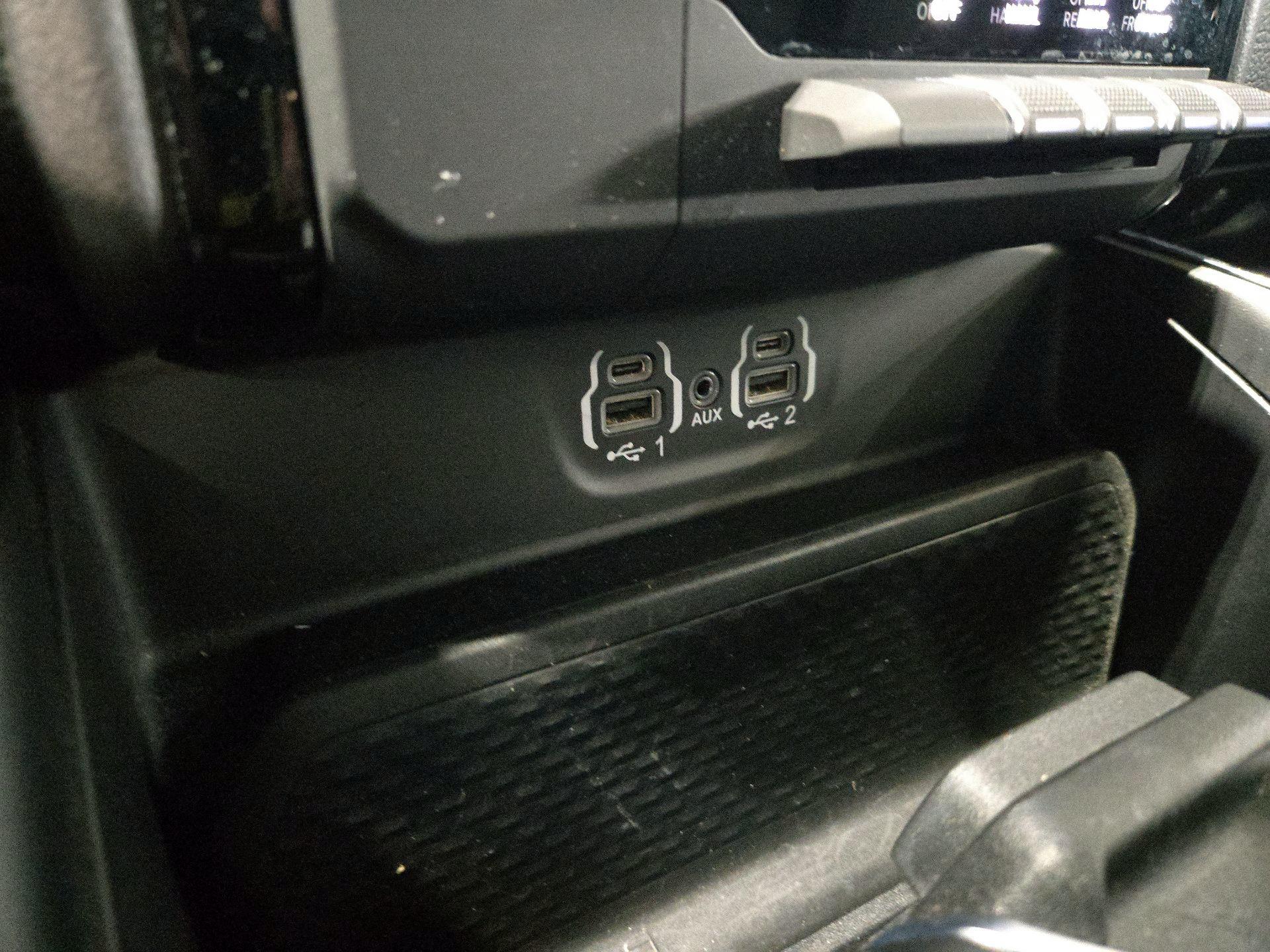 Thumbnail: 2024 RAM 1500 - 18