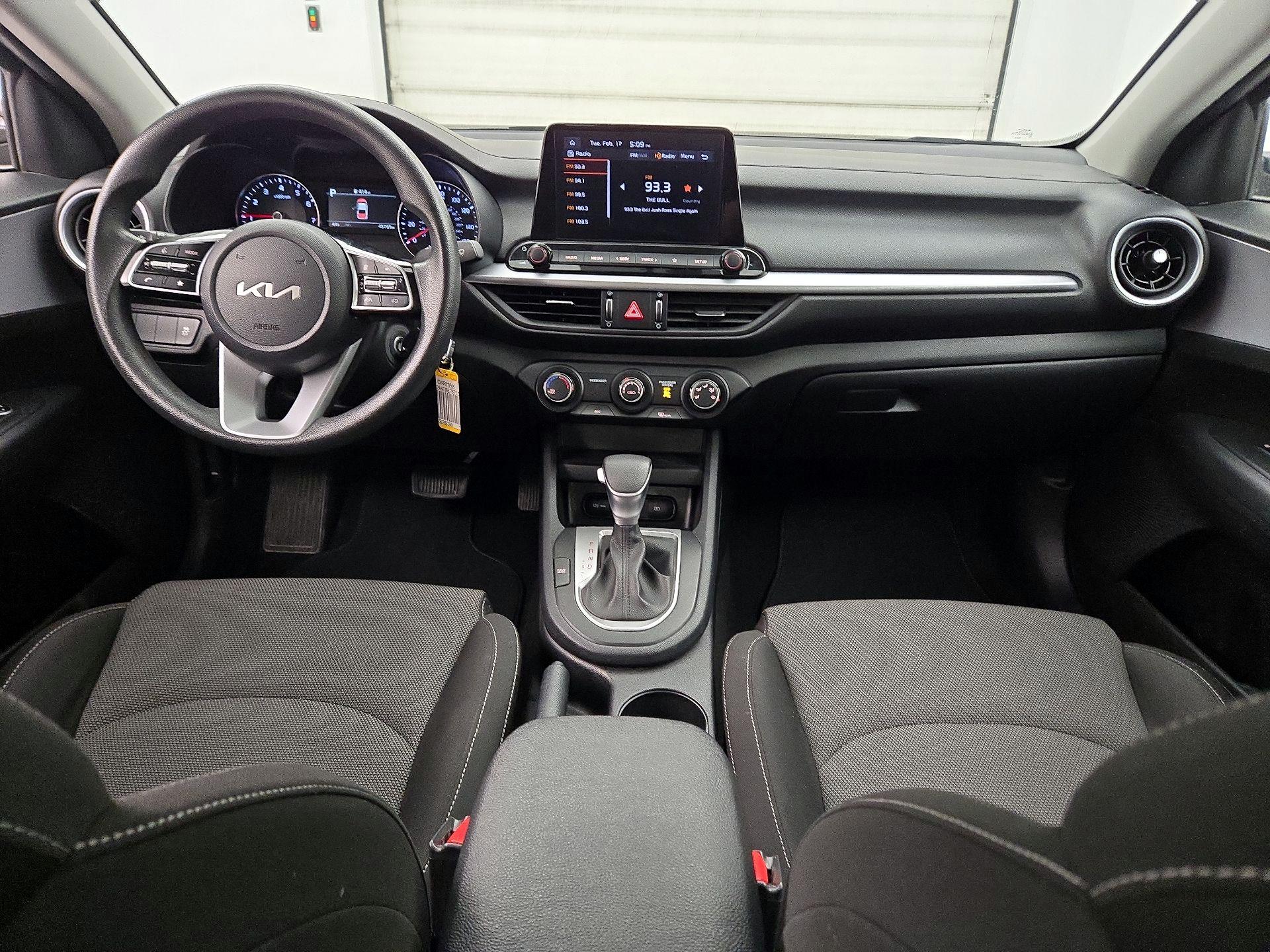 Thumbnail: 2024 Kia Forte - 9