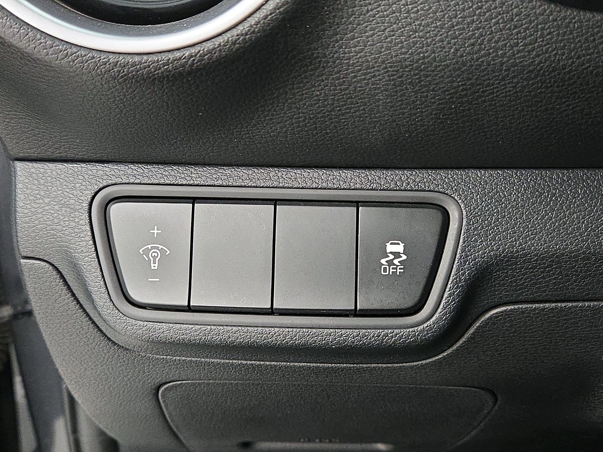 Thumbnail: 2024 Kia Forte - 13