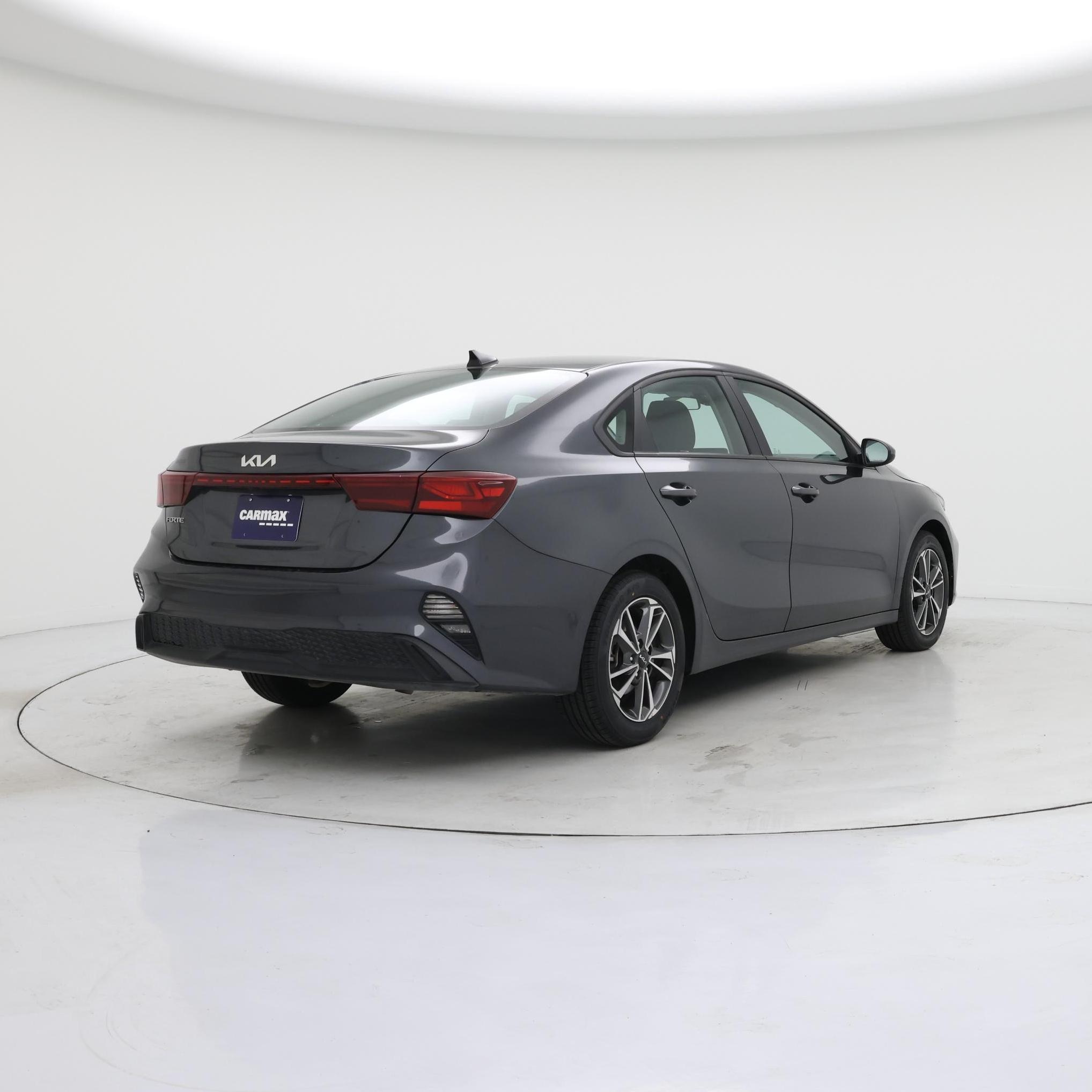 Thumbnail: 2024 Kia Forte - 8