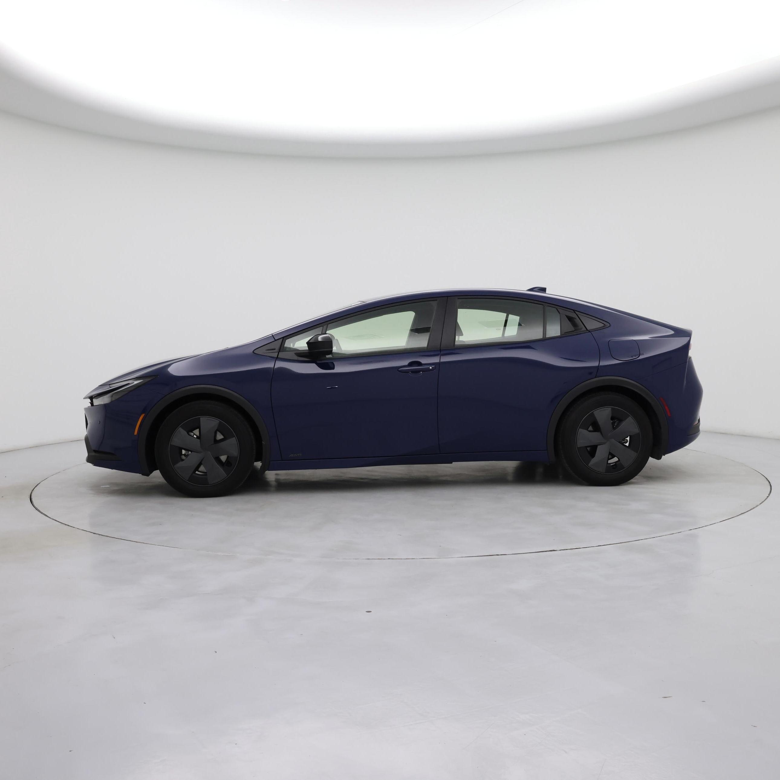 Thumbnail: 2024 Toyota Prius - 3