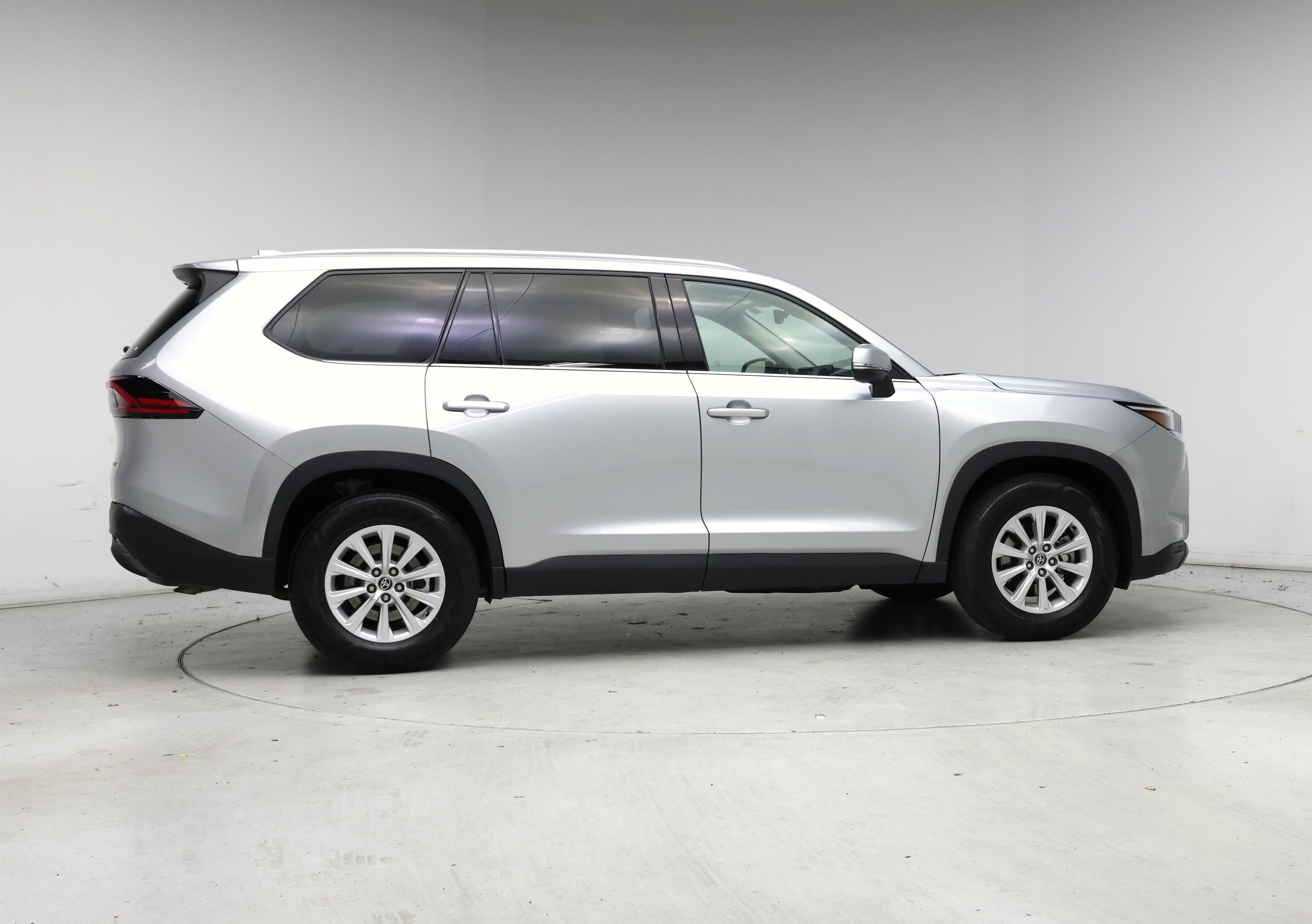 Thumbnail: 2025 Toyota Grand Highlander - 7