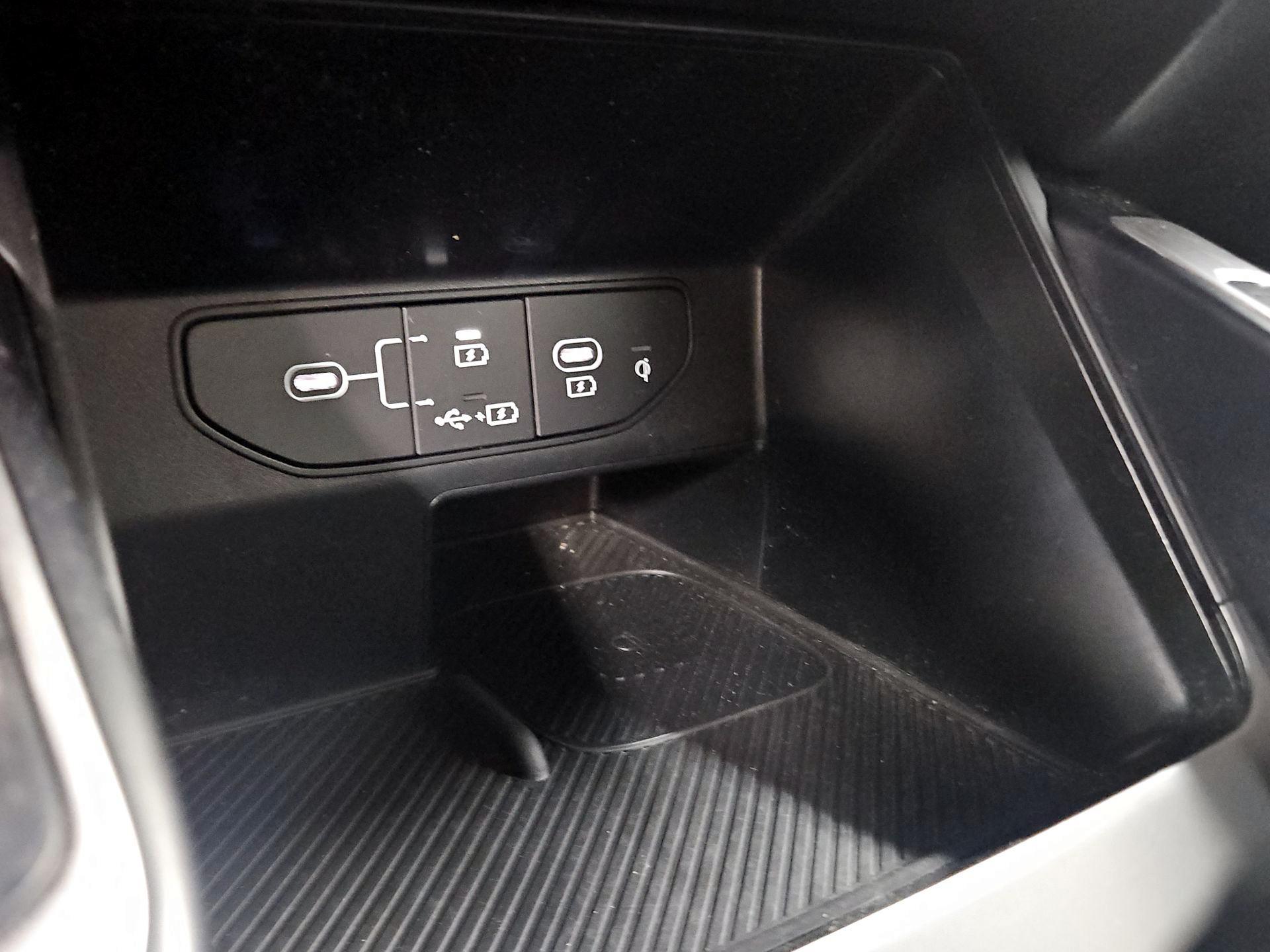 Thumbnail: 2024 Kia Sorento - 19