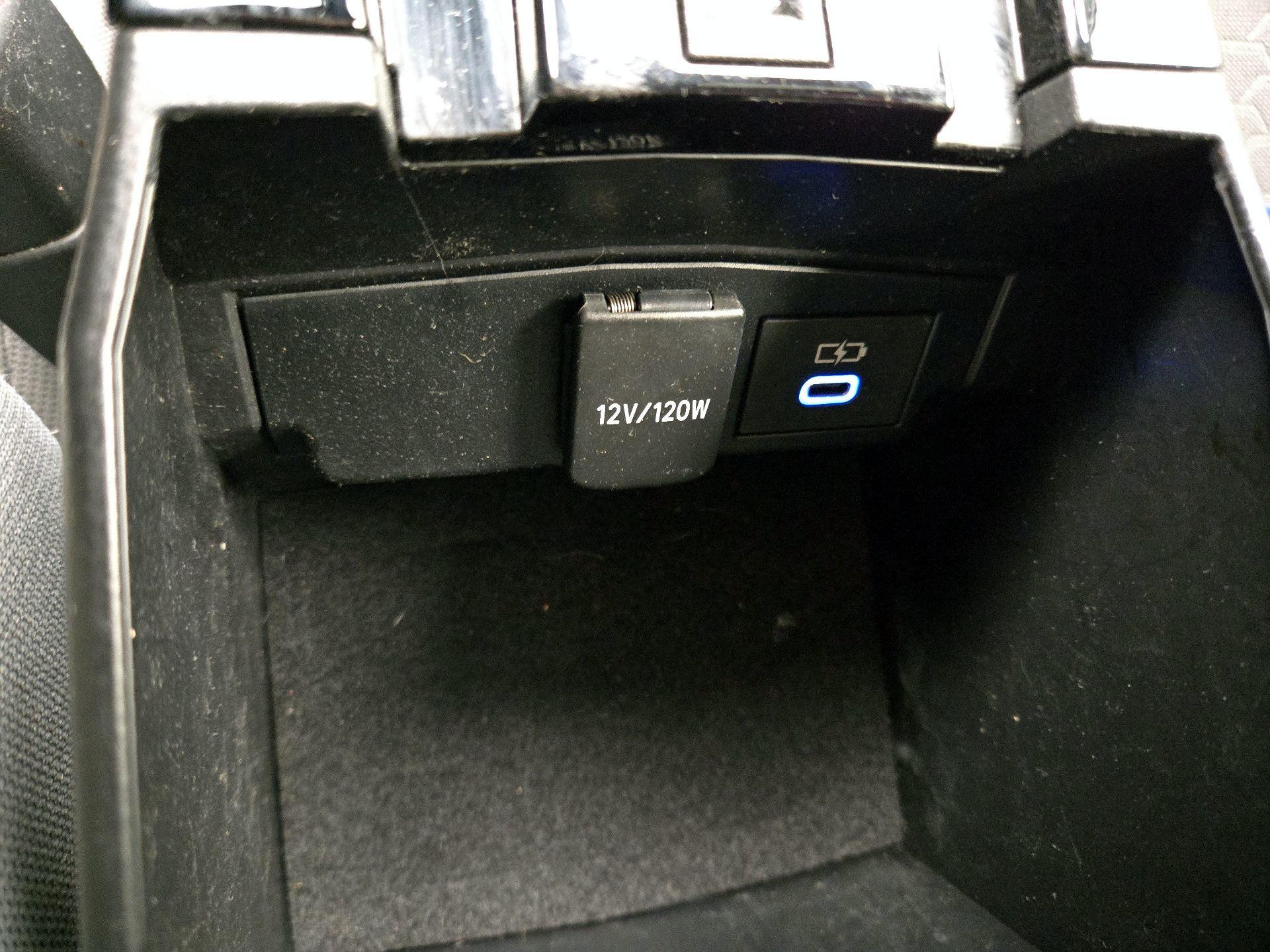 Thumbnail: 2022 Toyota Corolla - 18