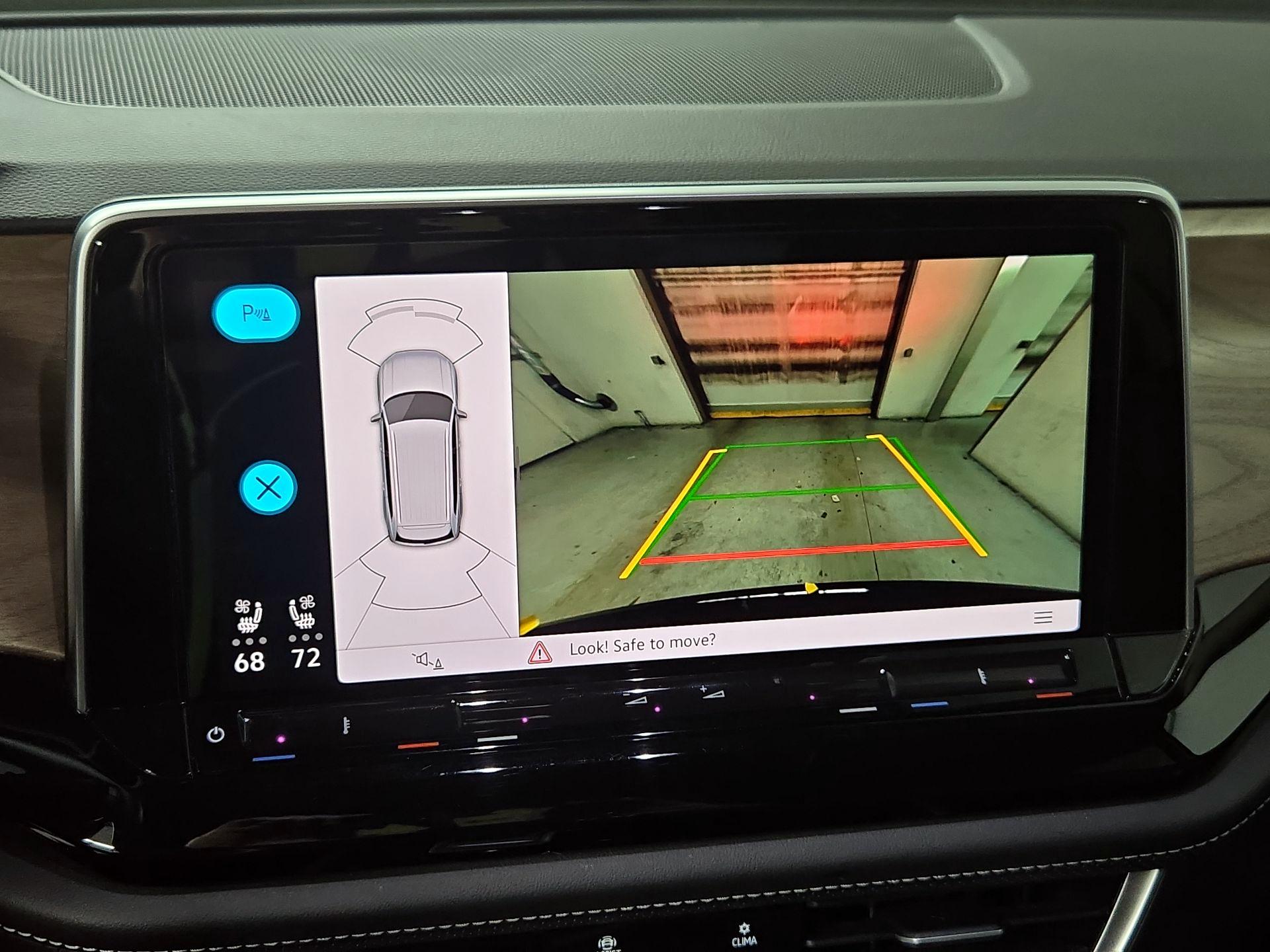 Thumbnail: 2024 Volkswagen Atlas - 14