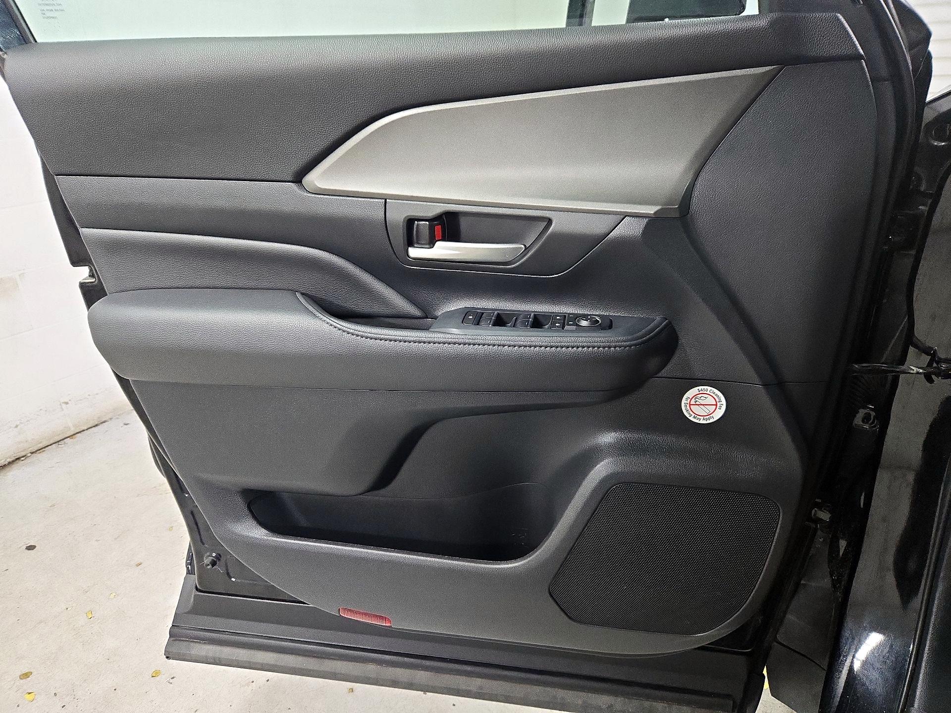 Thumbnail: 2025 Toyota Grand Highlander - 12