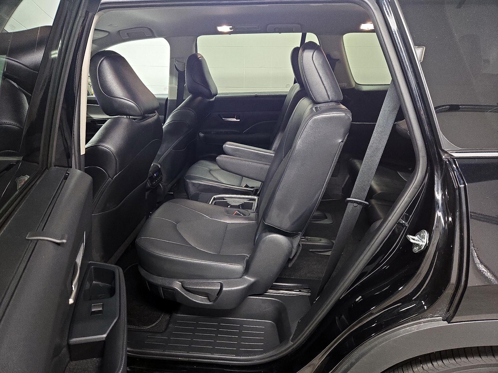 Thumbnail: 2025 Toyota Grand Highlander - 19