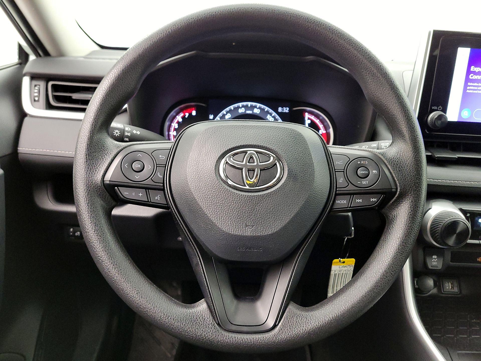 Thumbnail: 2025 Toyota RAV4 - 10