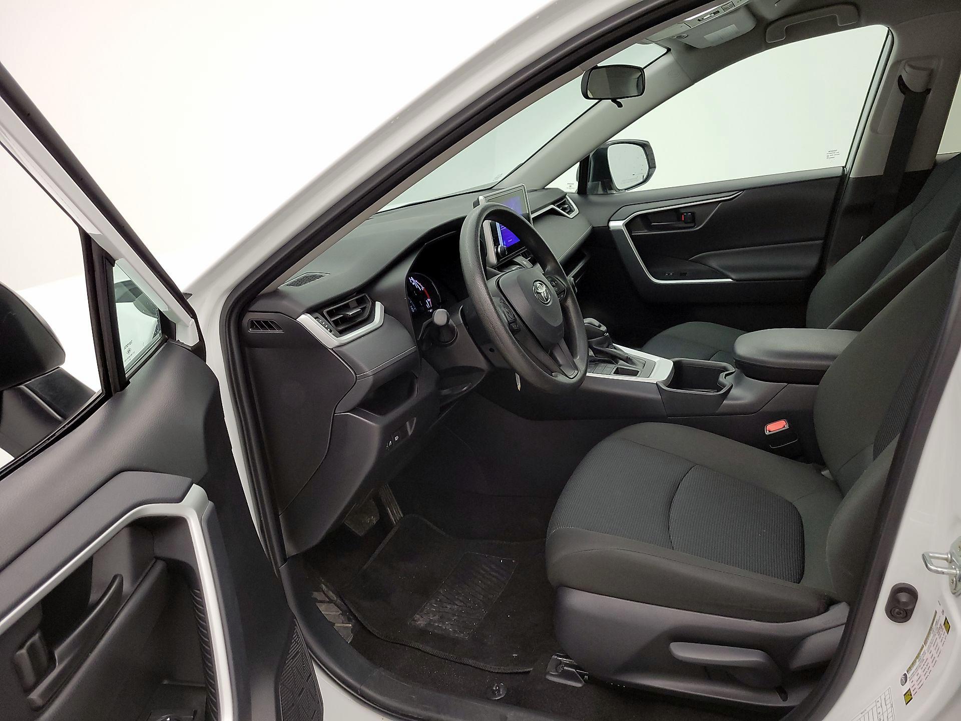 Thumbnail: 2025 Toyota RAV4 - 11