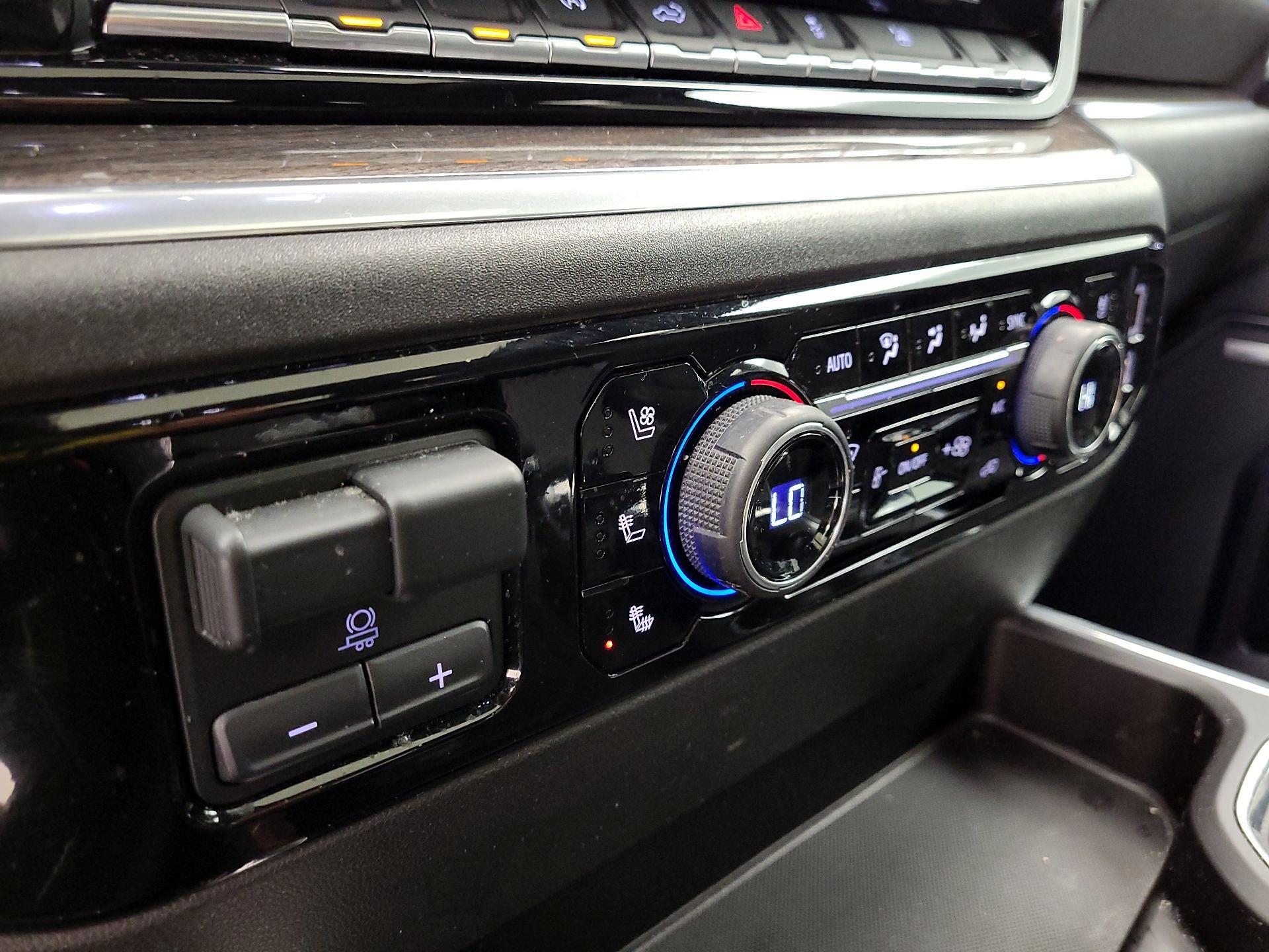 Thumbnail: 2023 Chevrolet Silverado 1500 - 16