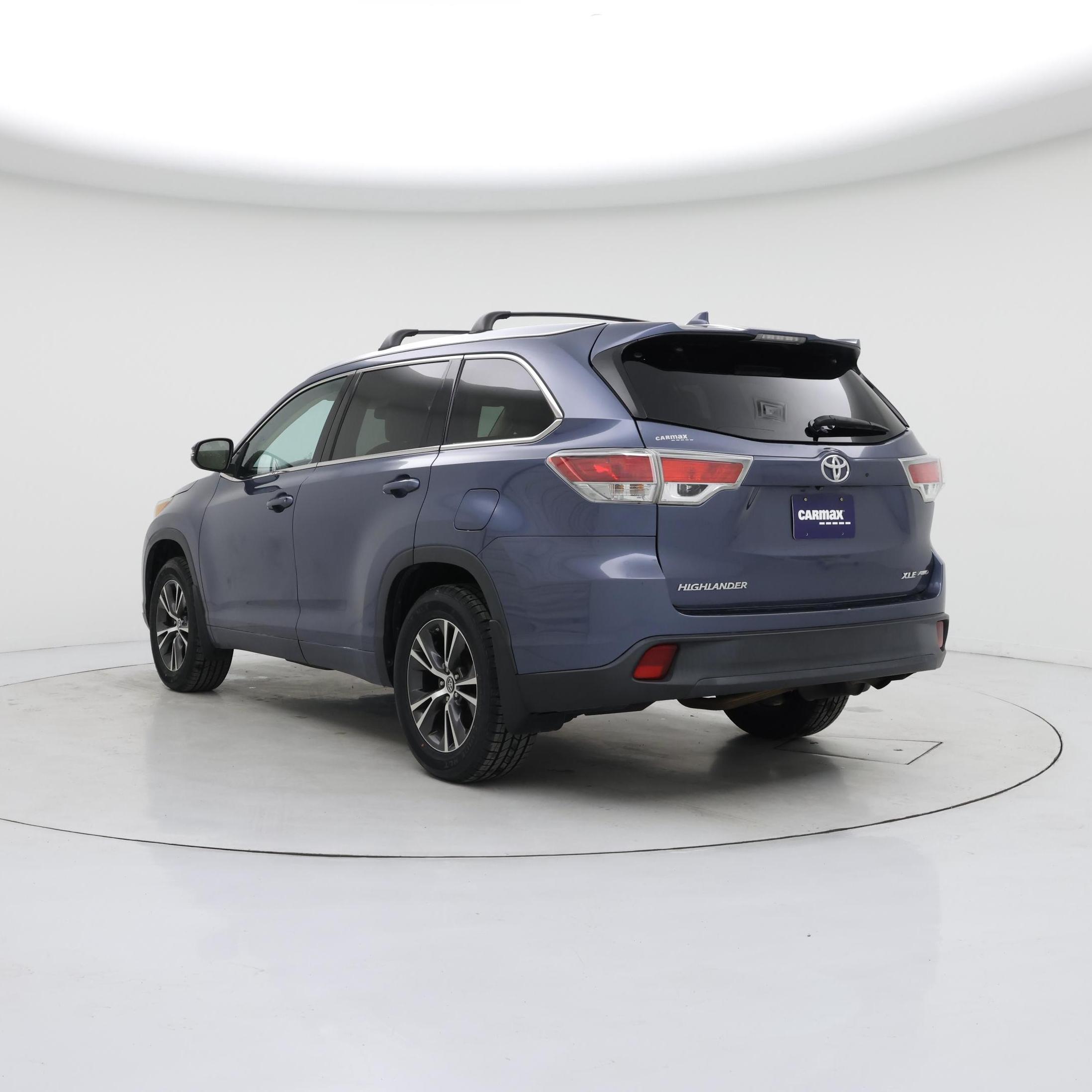 Thumbnail: 2016 Toyota Highlander - 2