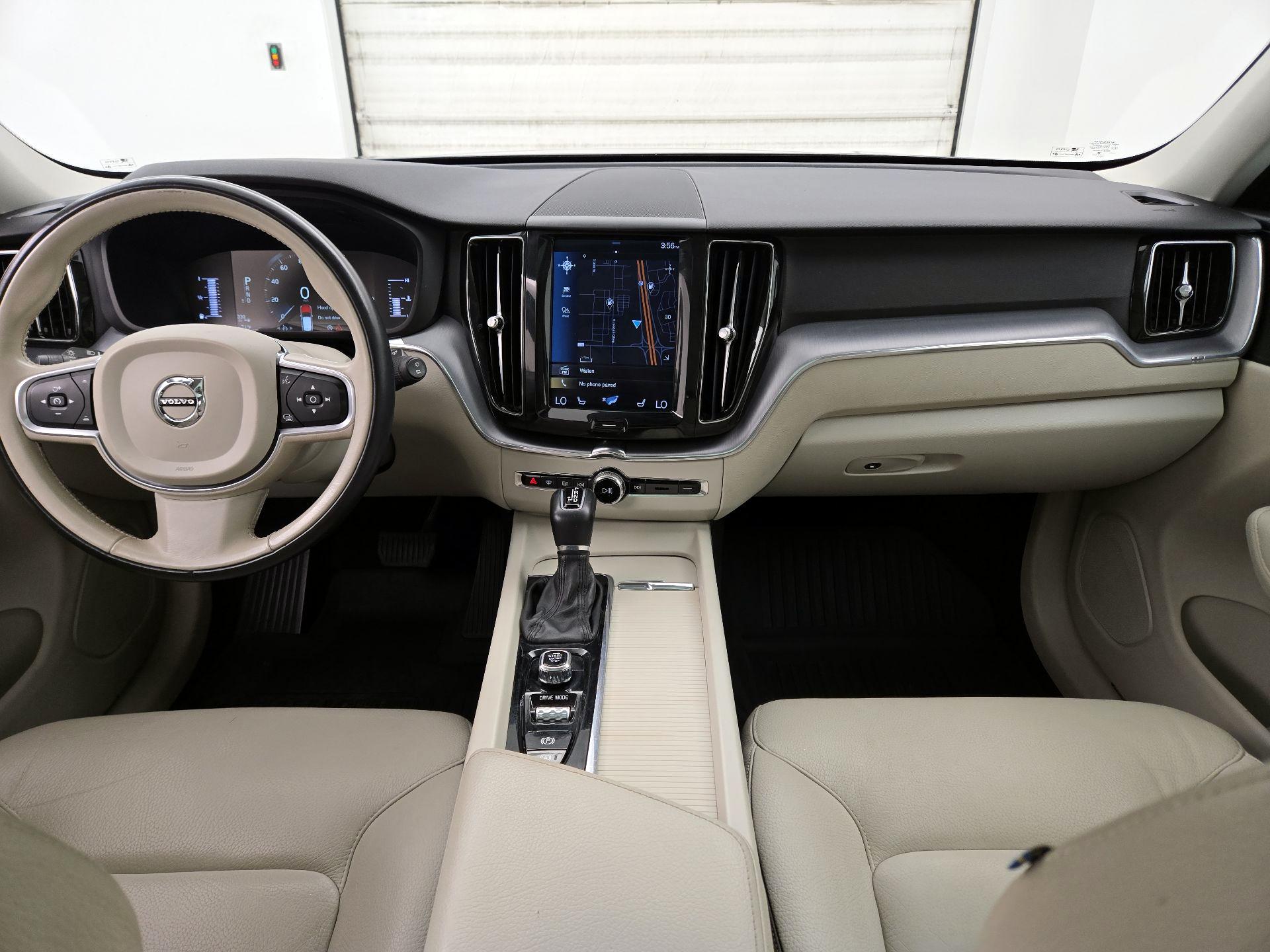 Thumbnail: 2019 Volvo XC60 - 9