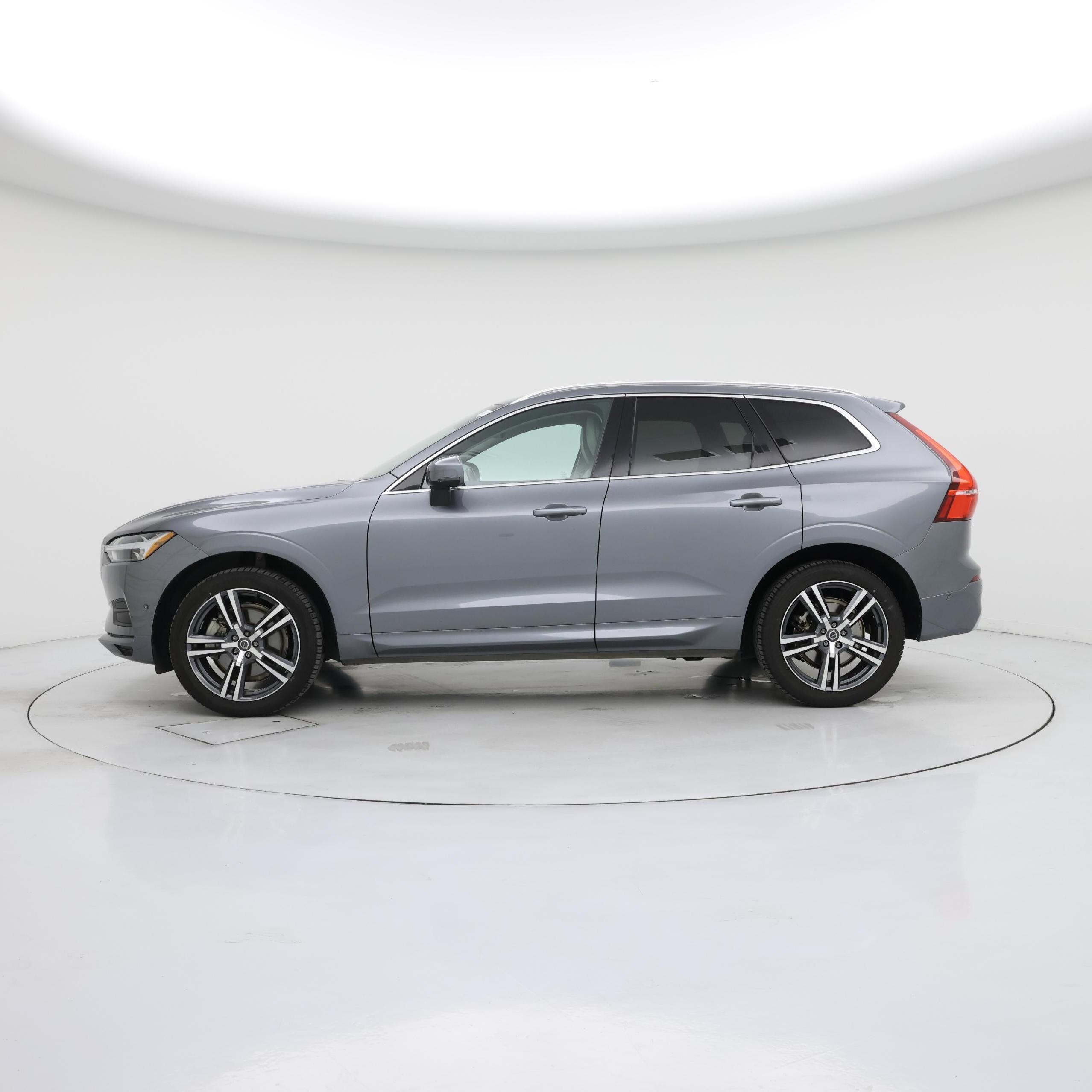 Thumbnail: 2019 Volvo XC60 - 3