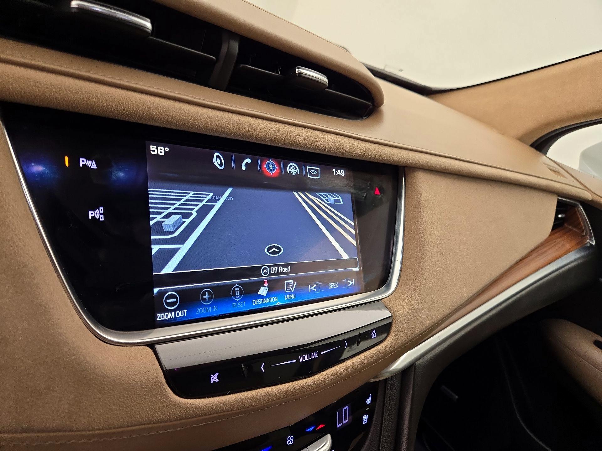 Thumbnail: 2017 Cadillac XT5 - 14