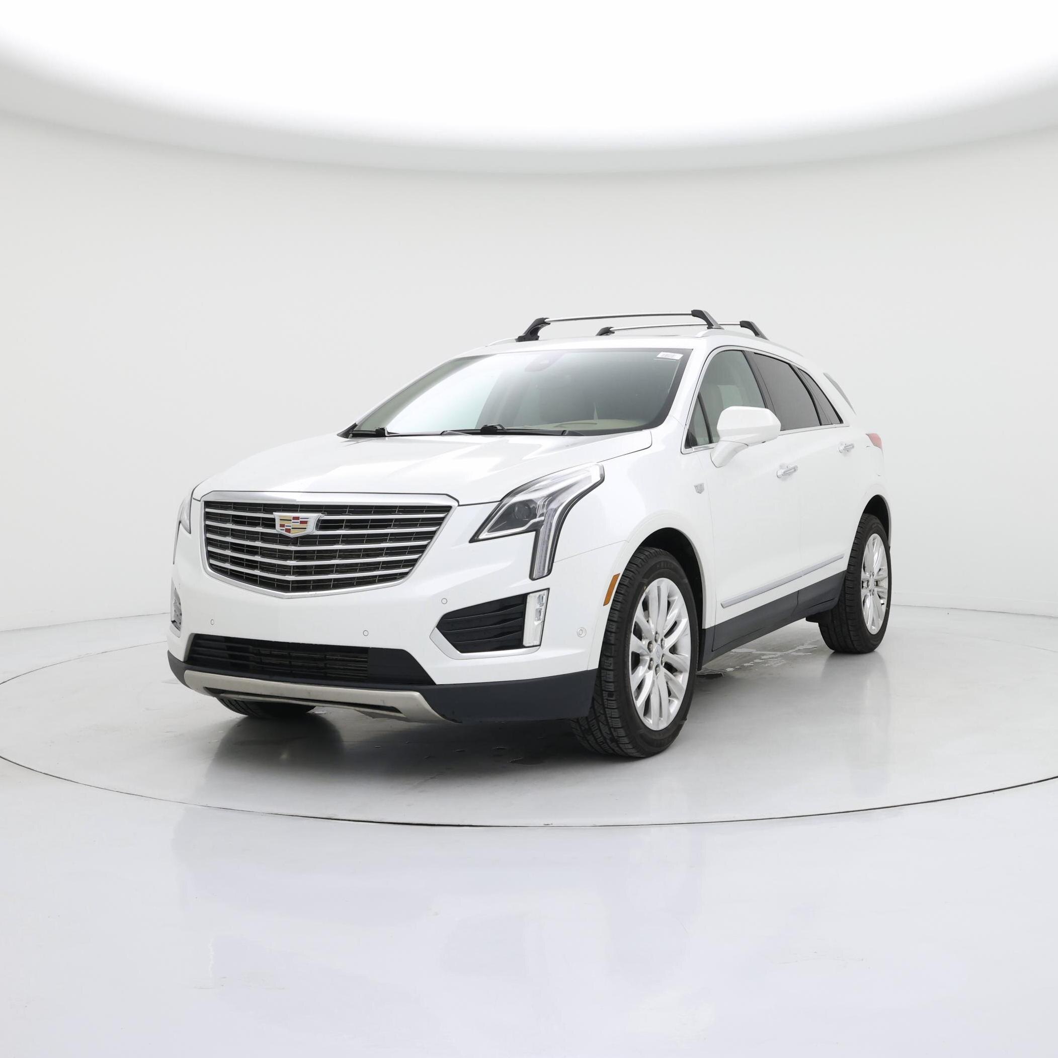 Thumbnail: 2017 Cadillac XT5 - 4
