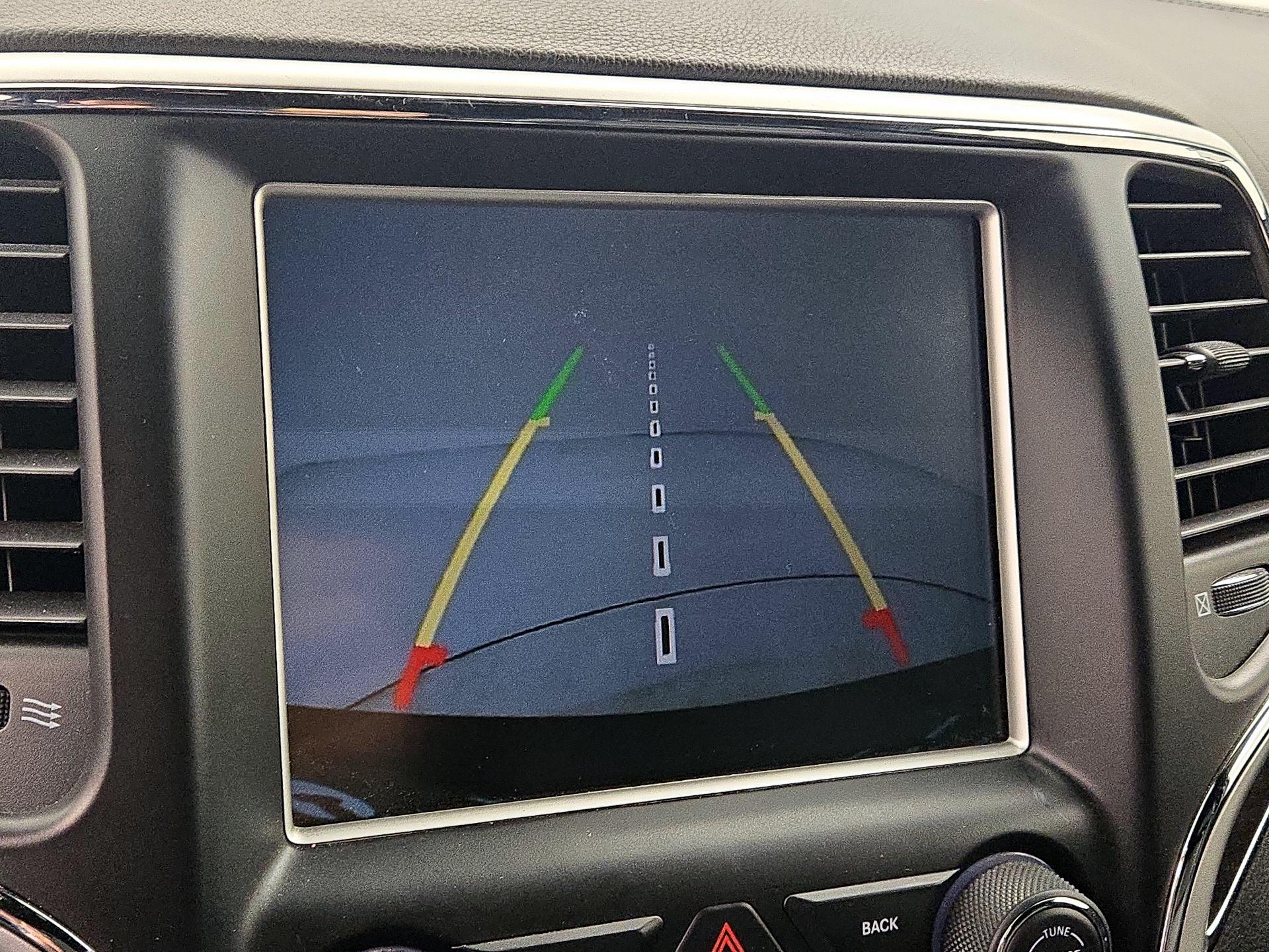 Thumbnail: 2016 Jeep Grand Cherokee - 15