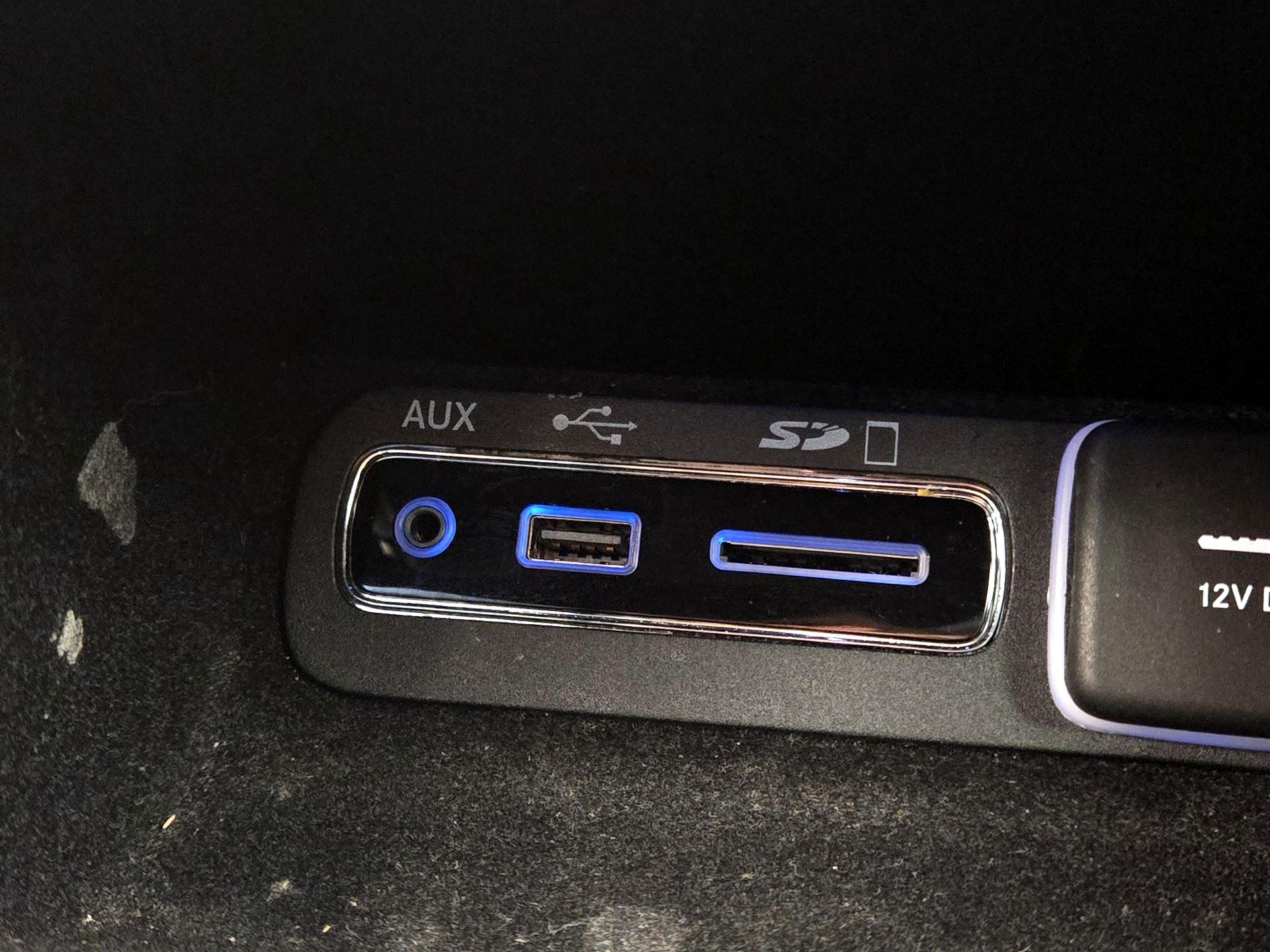 Thumbnail: 2016 Jeep Grand Cherokee - 19