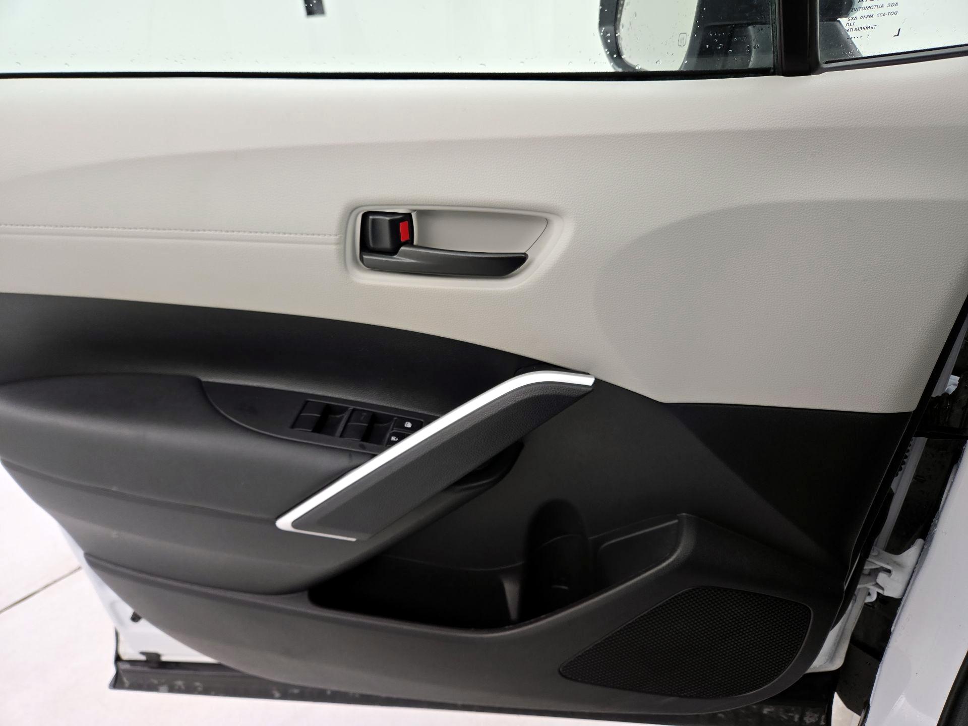 Thumbnail: 2024 Toyota Corolla Cross - 12