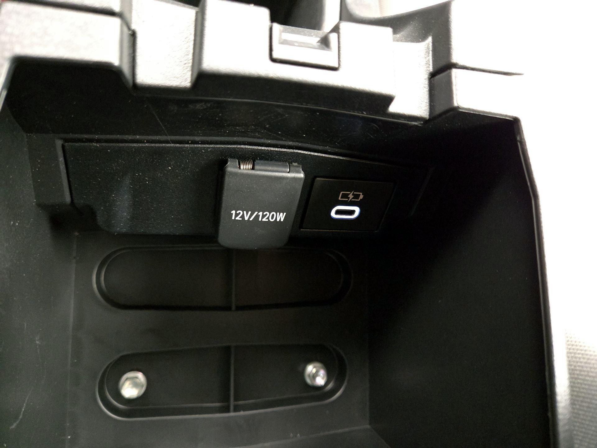 Thumbnail: 2024 Toyota Corolla Cross - 18