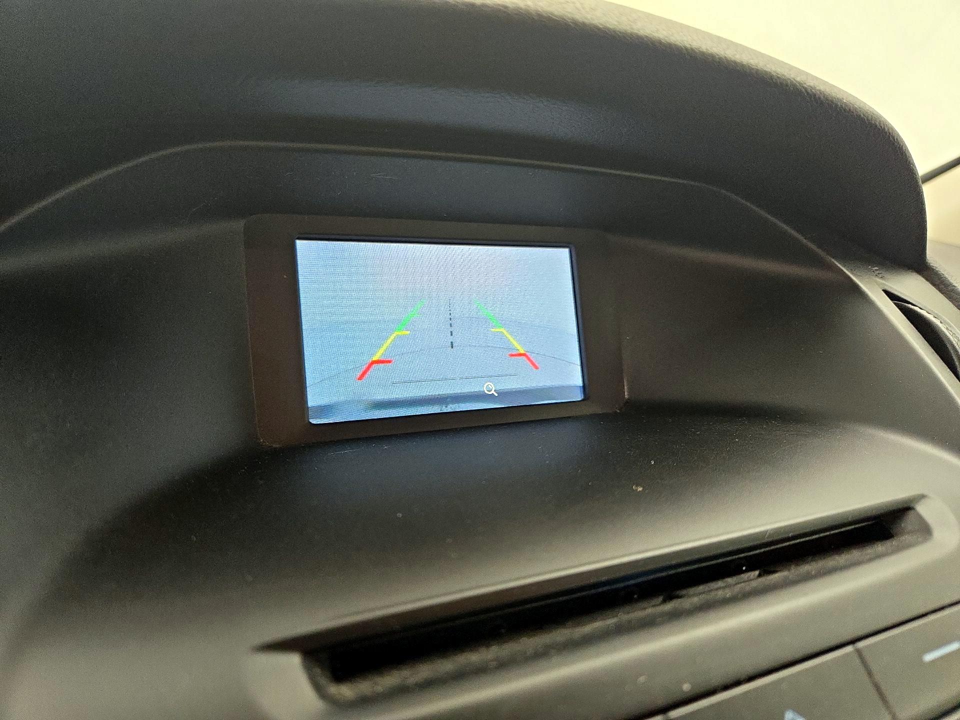 Thumbnail: 2015 Ford Focus - 14