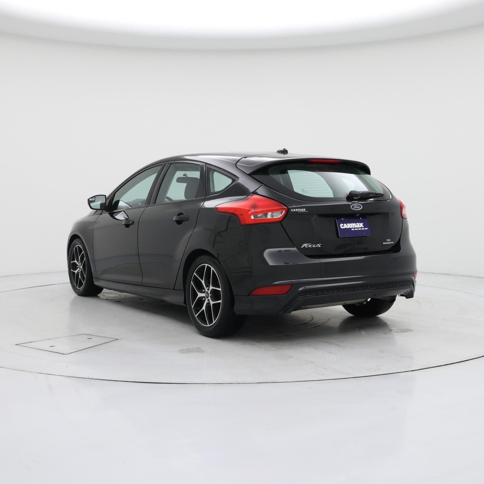 Thumbnail: 2015 Ford Focus - 2