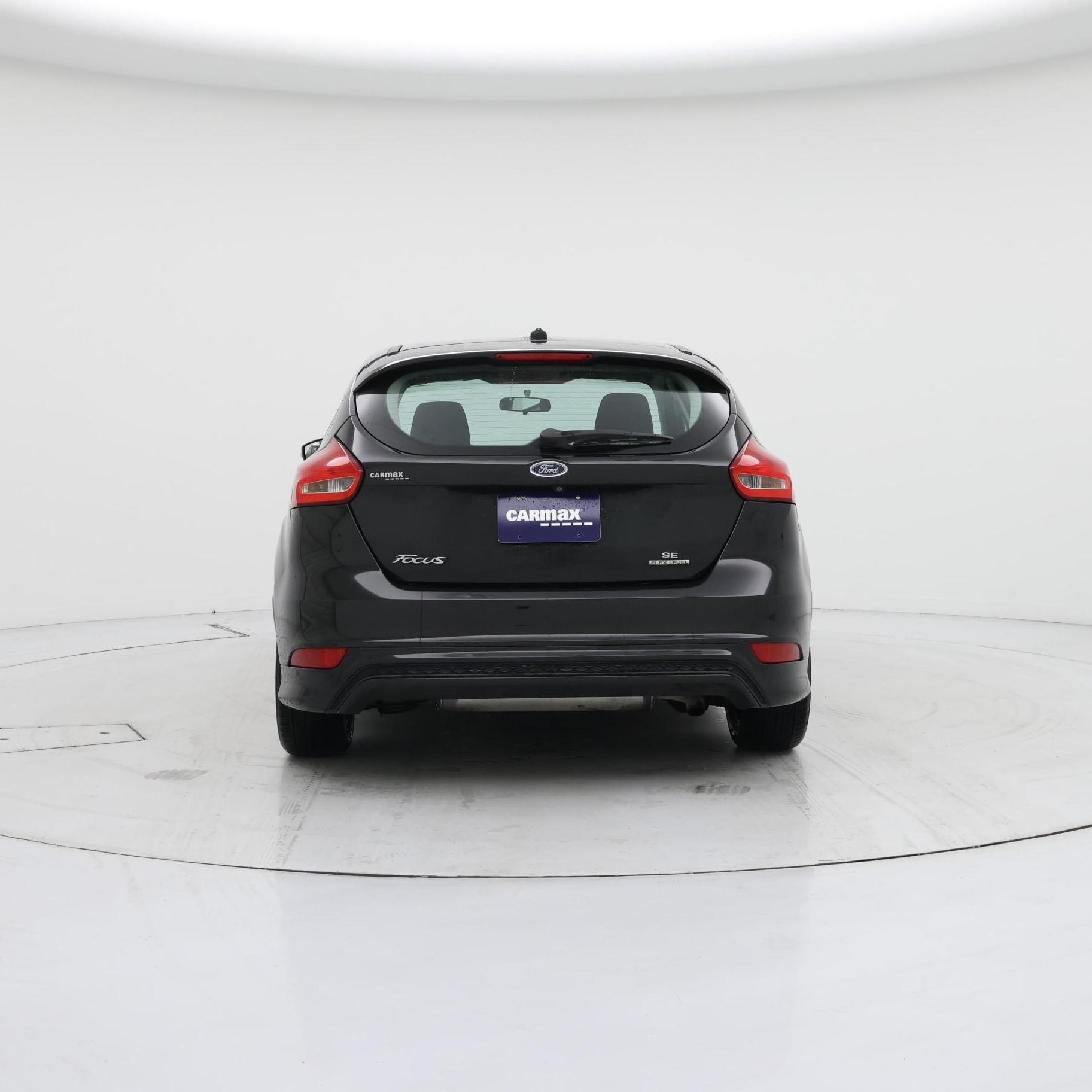 Thumbnail: 2015 Ford Focus - 6