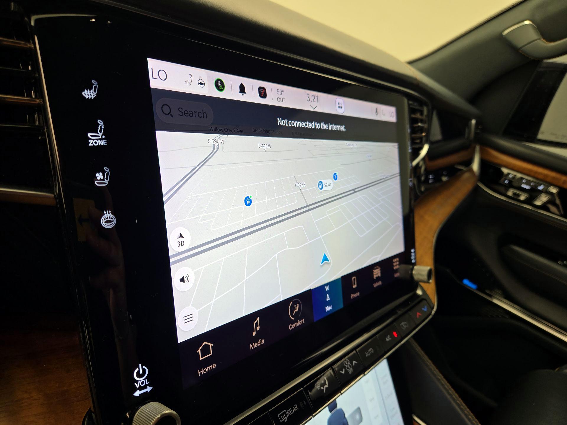 Thumbnail: 2022 Jeep Grand Wagoneer - 14