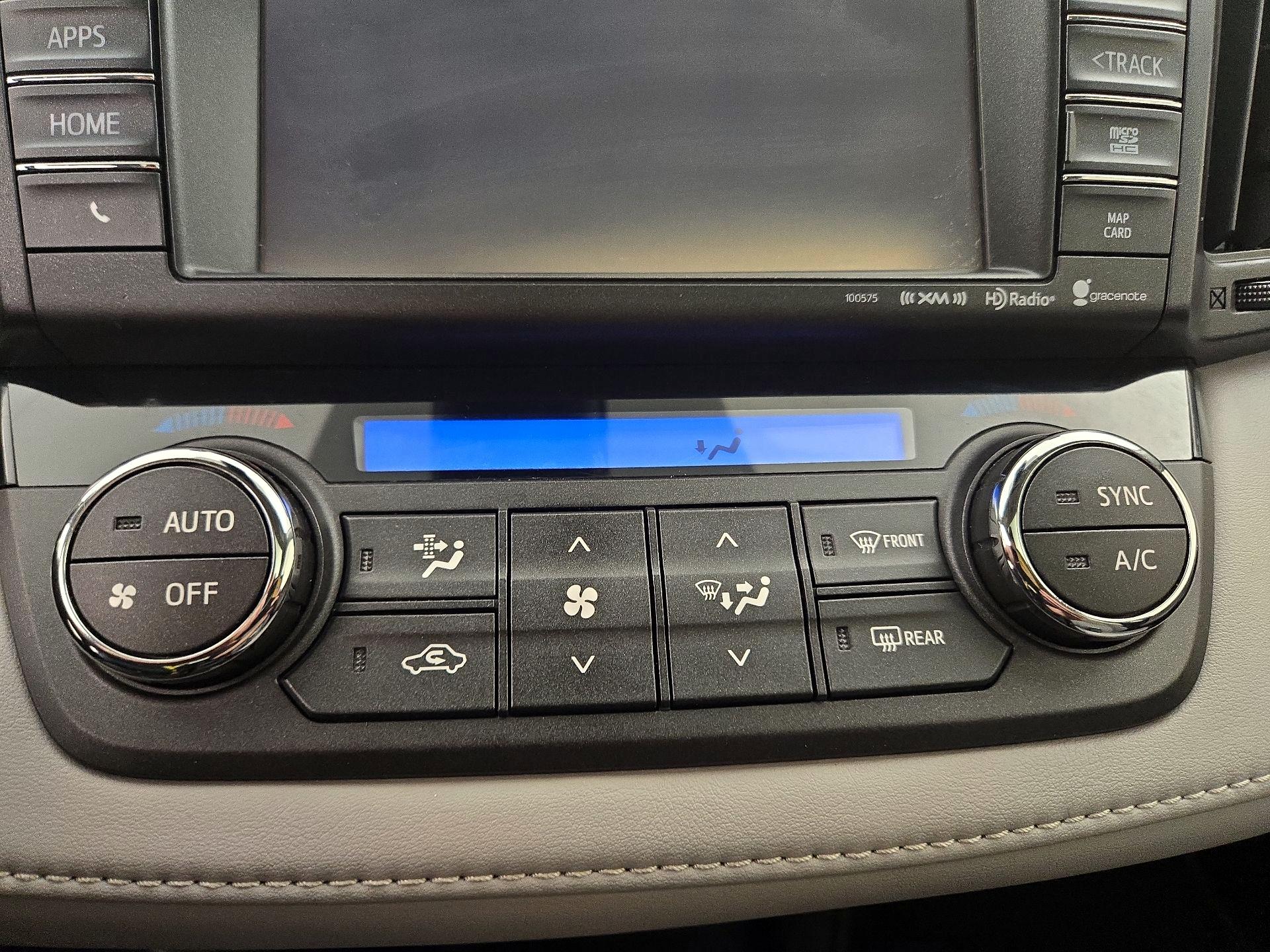 Thumbnail: 2018 Toyota RAV4 - 16