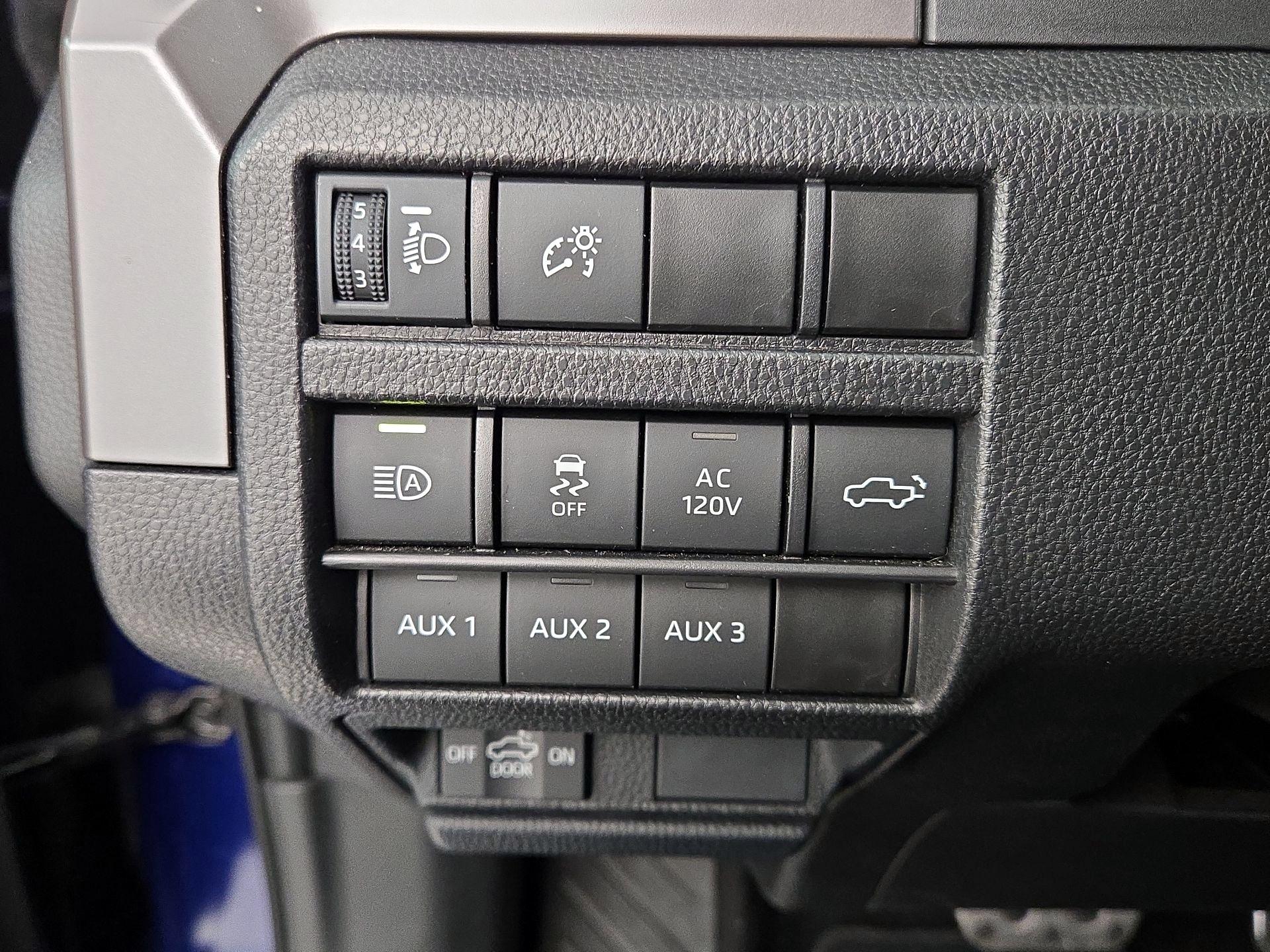 Thumbnail: 2024 Toyota Tacoma - 13