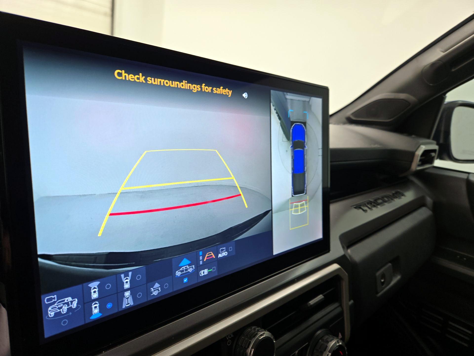 Thumbnail: 2024 Toyota Tacoma - 14